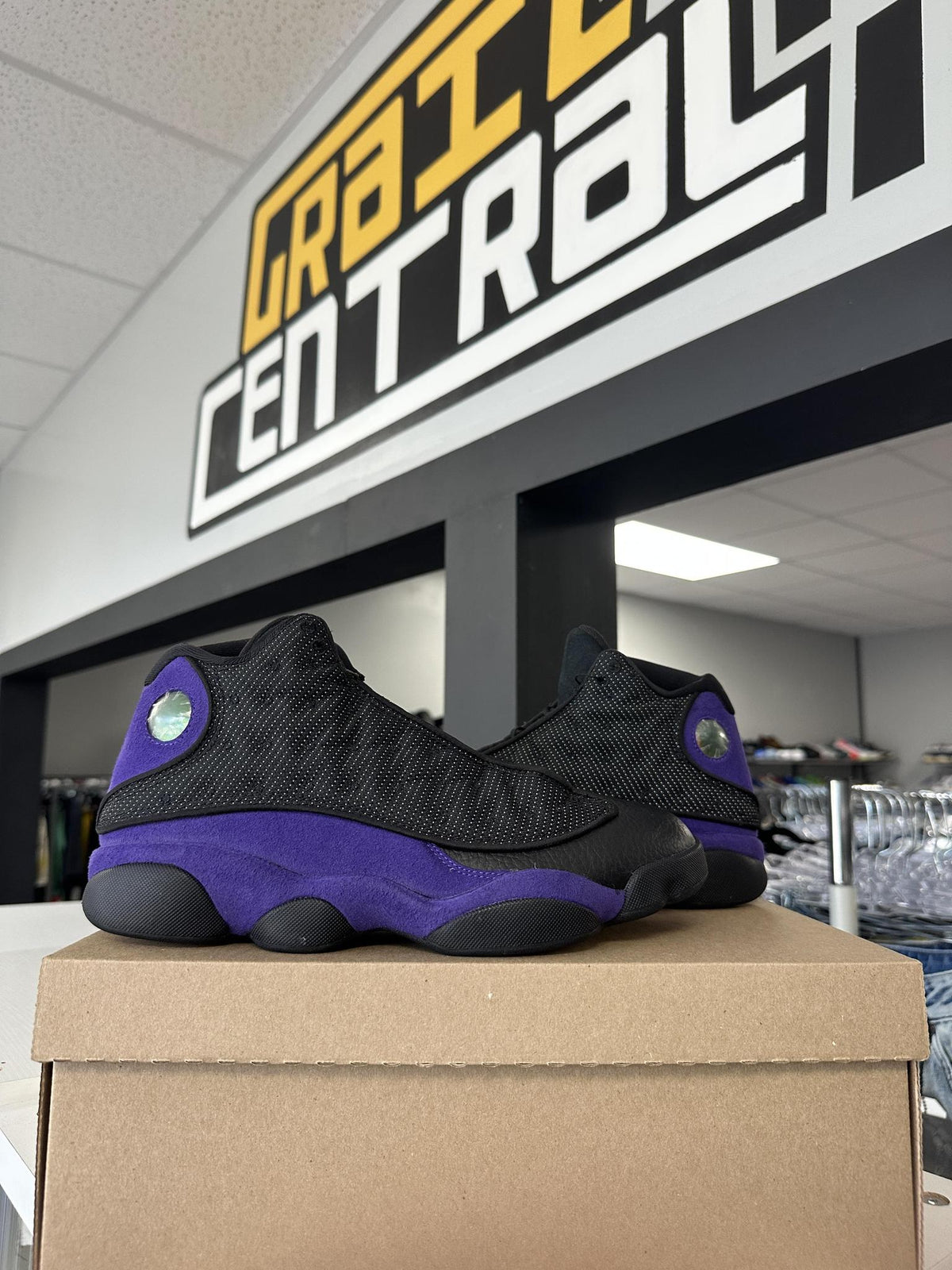 Jordan 13 Court Purple Used