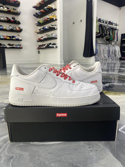 Nike AF1 "Supreme" Used Size 10