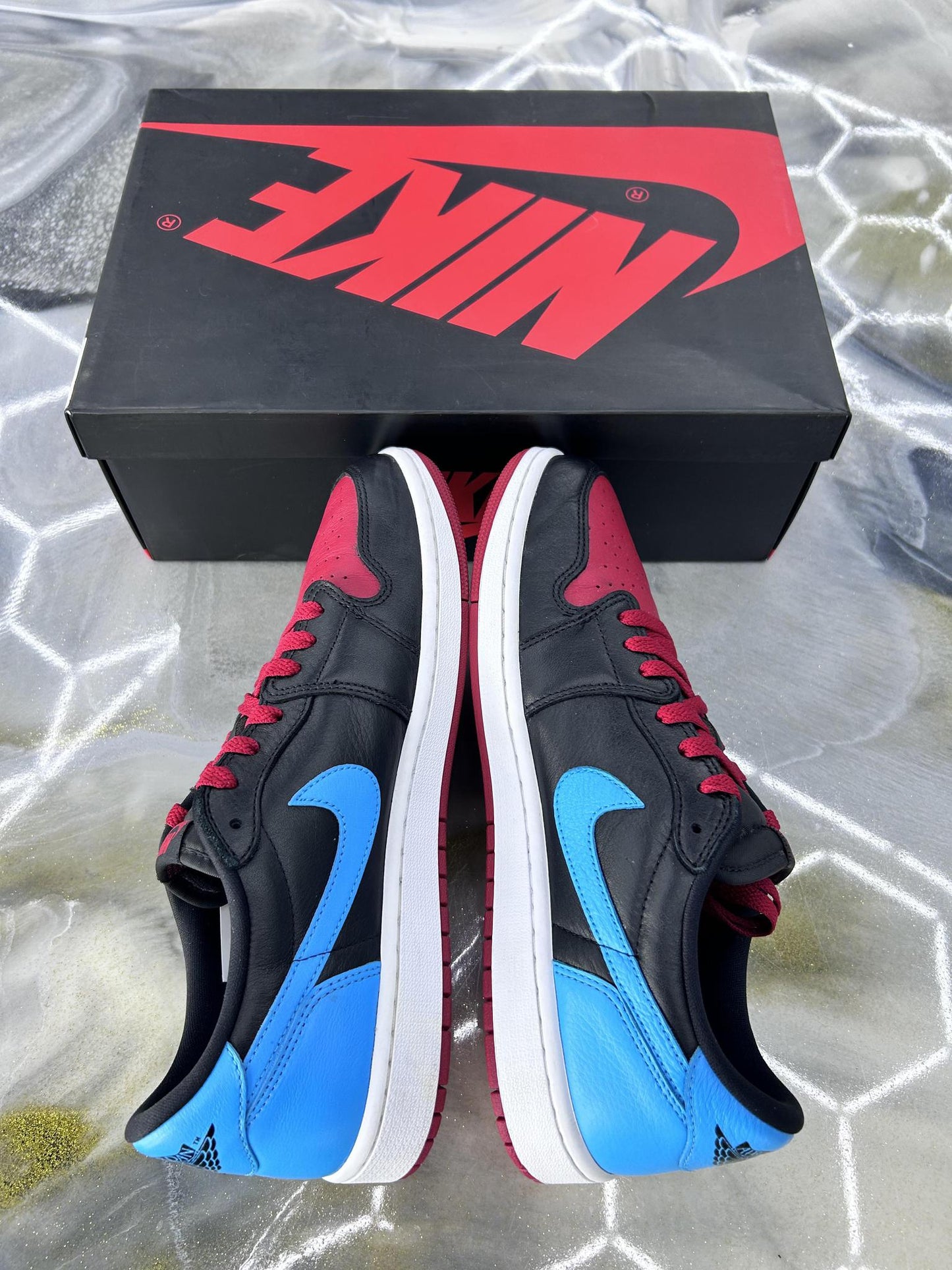 Jordan 1 Low "UNC To Chicago" Used Size 10.5