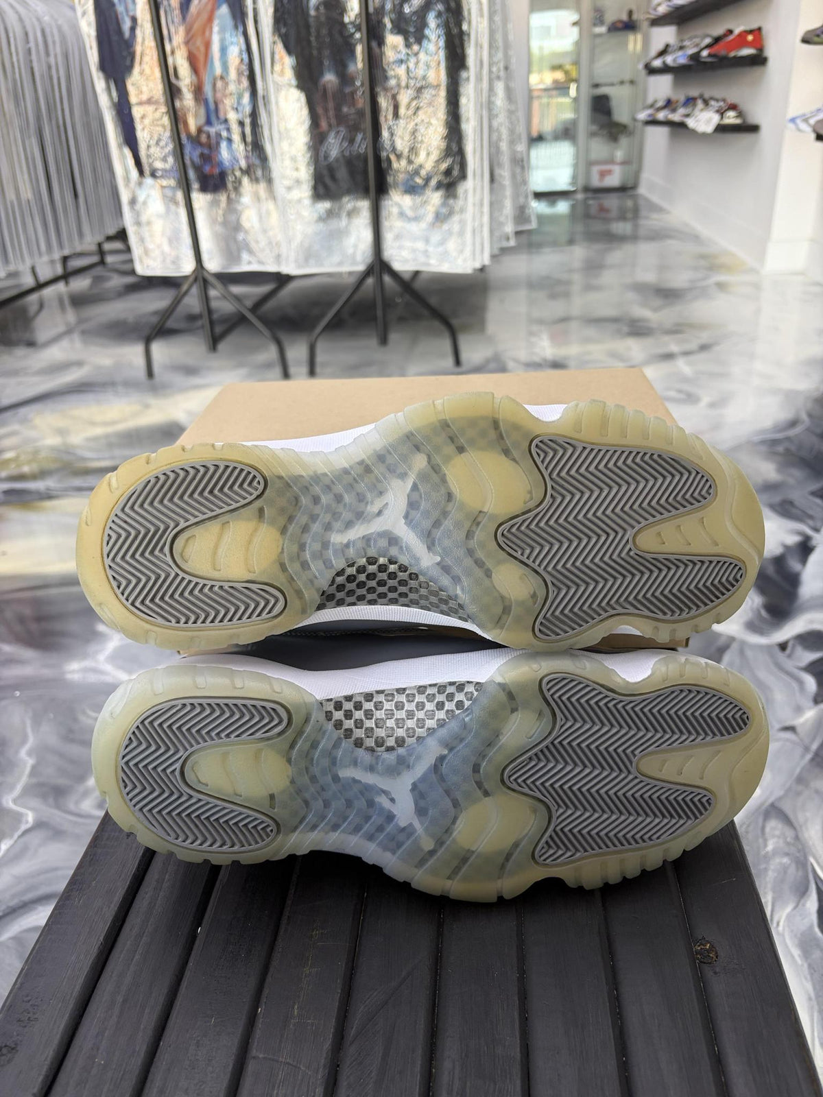 Jordan 11 "Cool Grey" Used Size 12