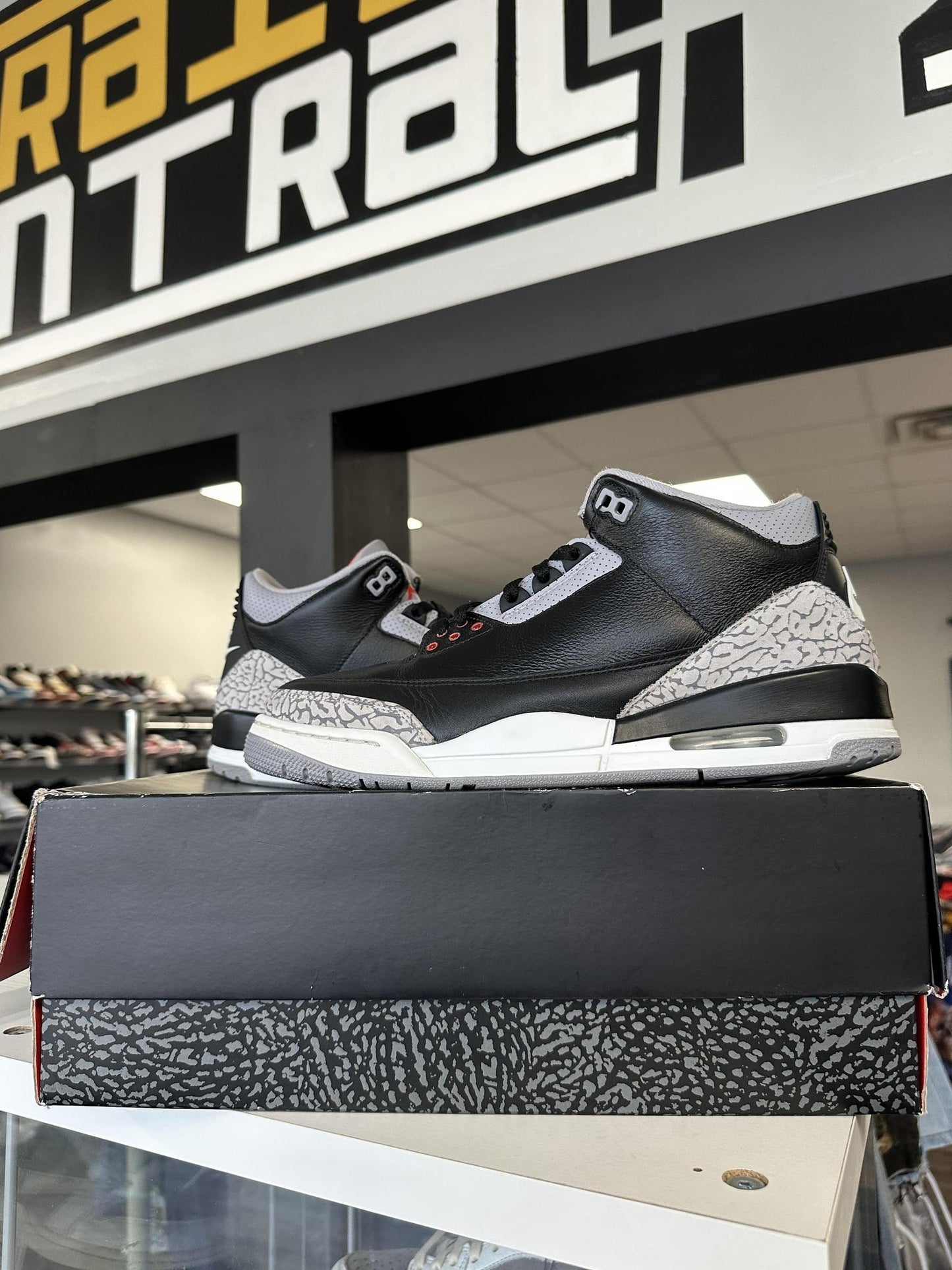 Jordan 3 "Black Cement" Used Size 10.5