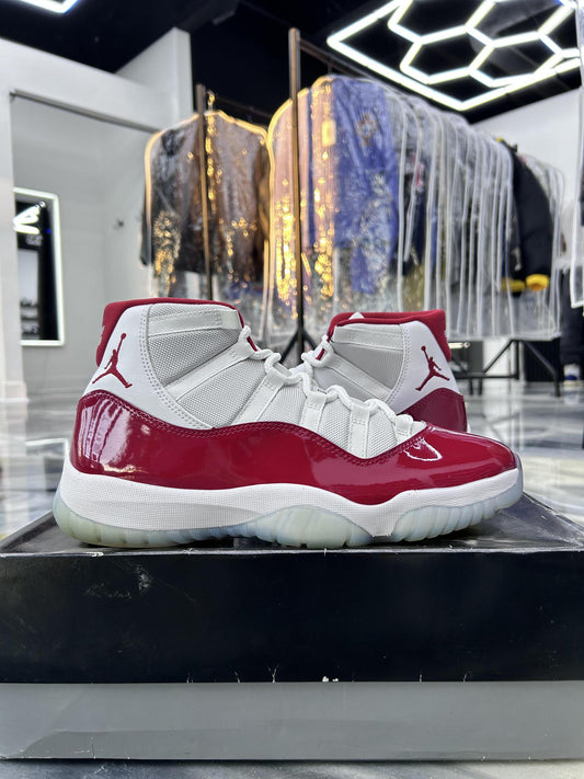Jordan 11 "Cherry" Used Size 11