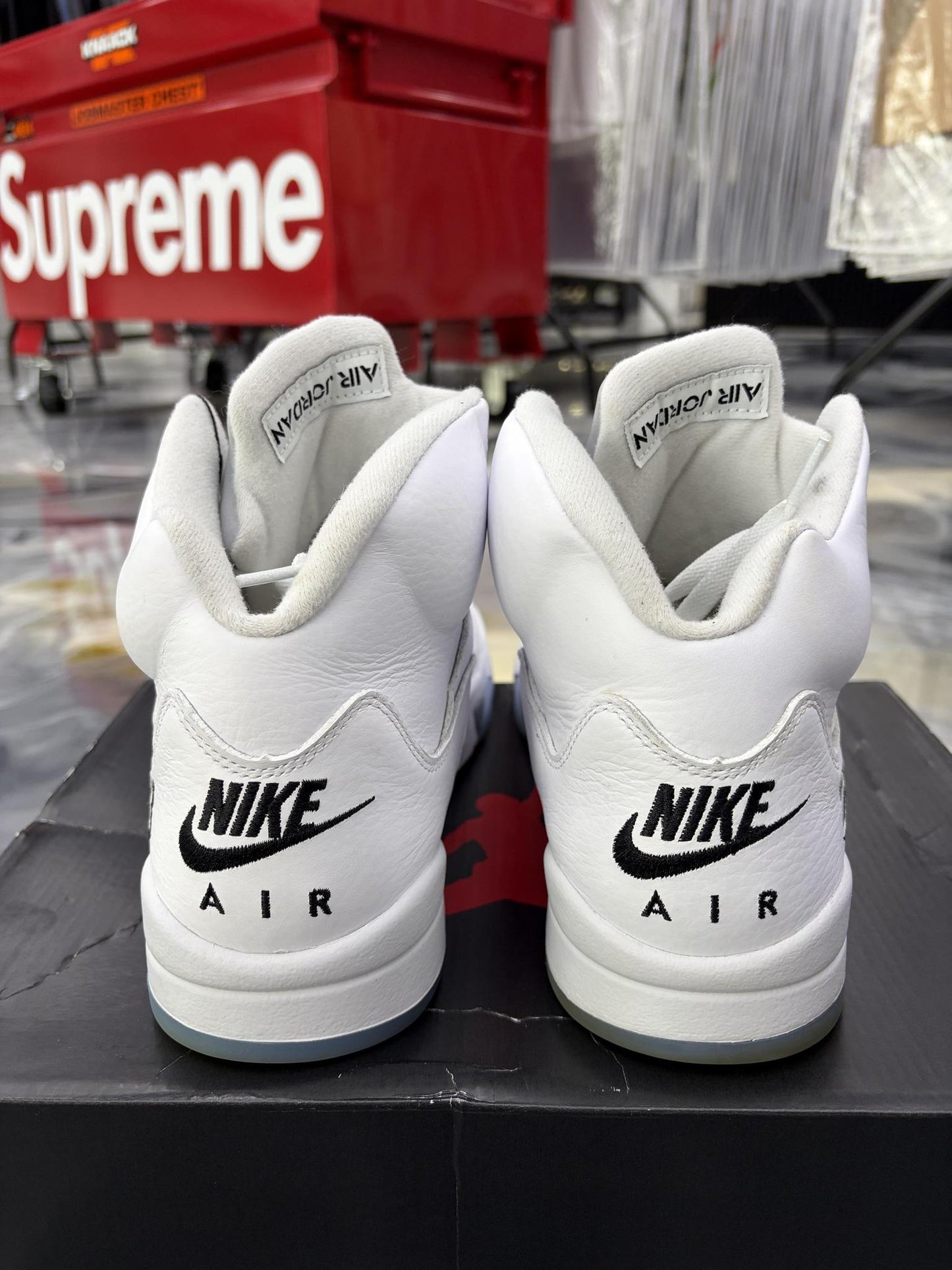 Jordan 5 "White Metallic" Used Size 11.5