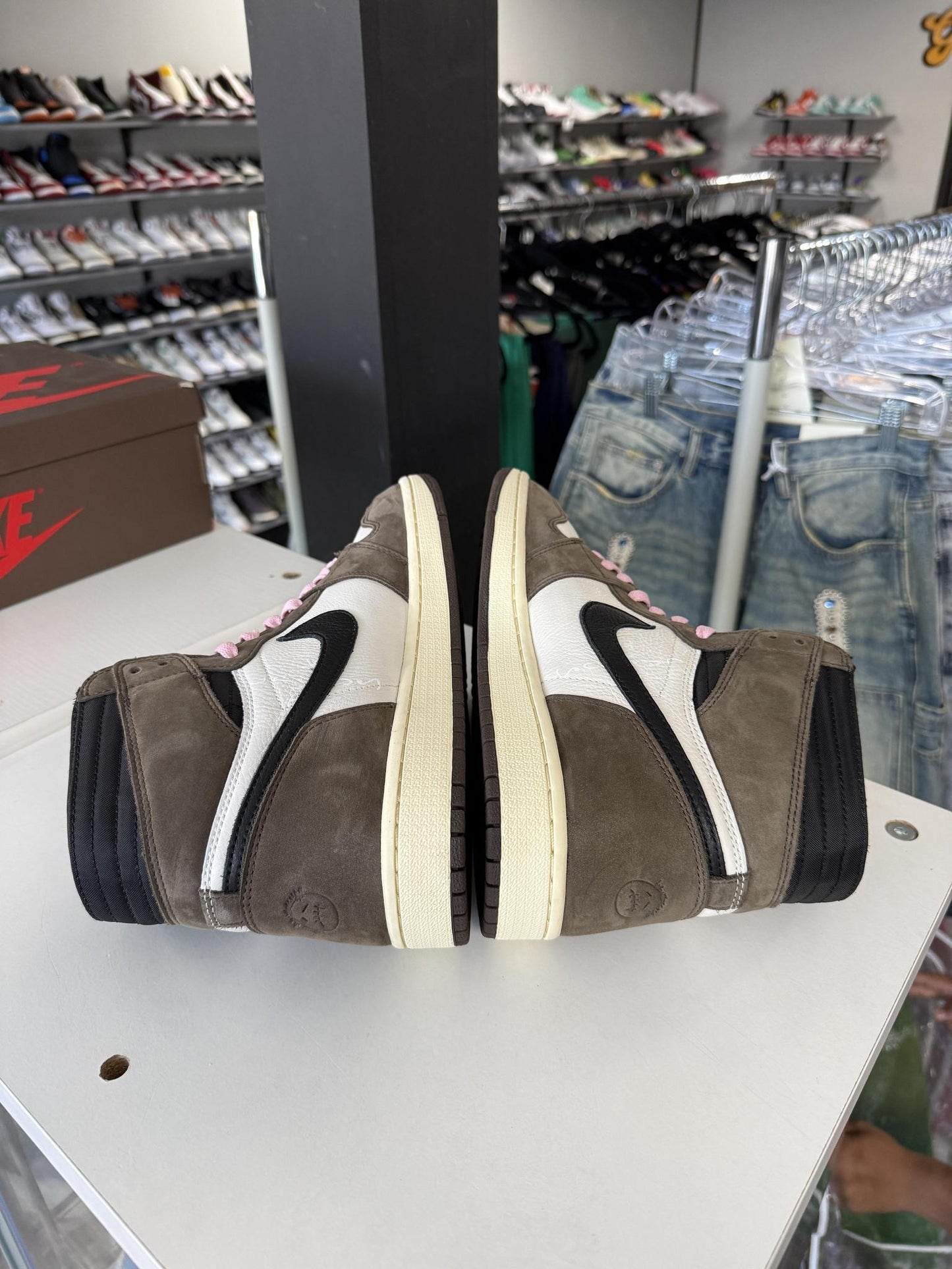 Jordan 1 x Travis Scott "Mocha" Used Size 11