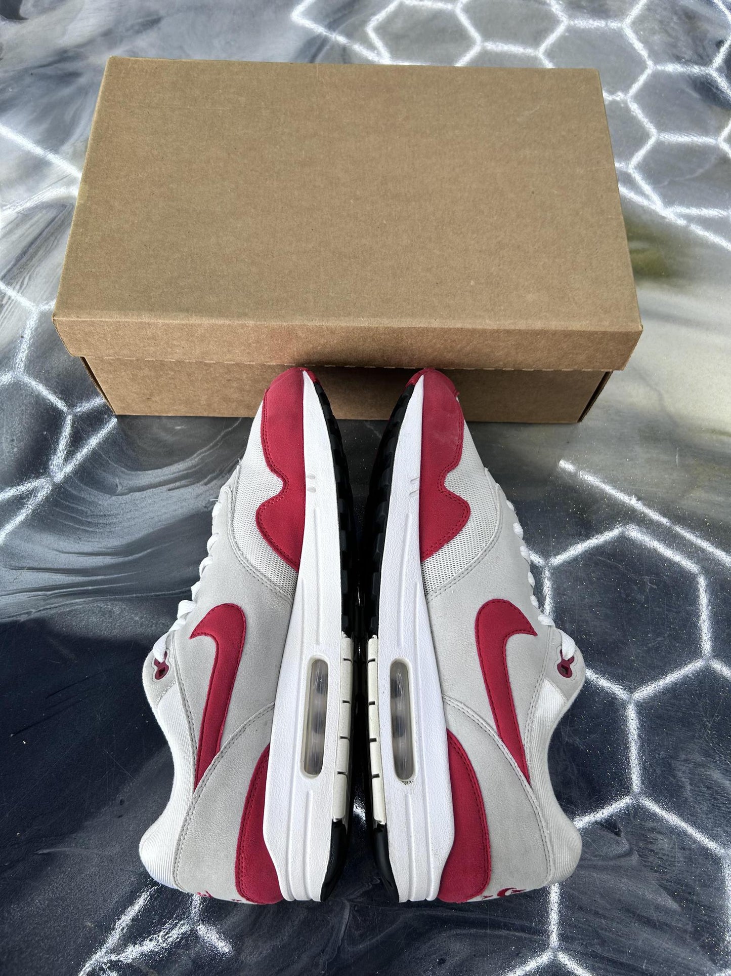 Nike Air Max 1 "Anniversary Red" Used Size 11.5