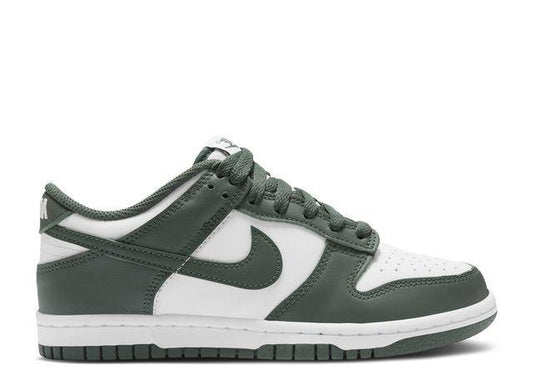 Nike Dunk Low "Vintage Green"