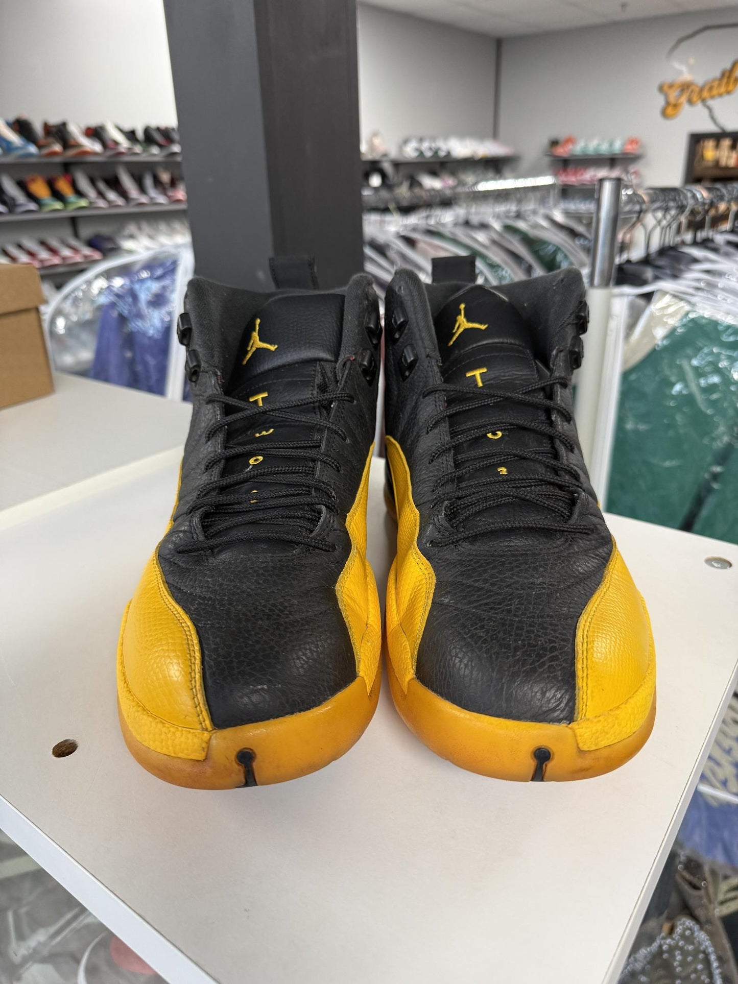 Jordan 12 "University Gold" Used Size 13