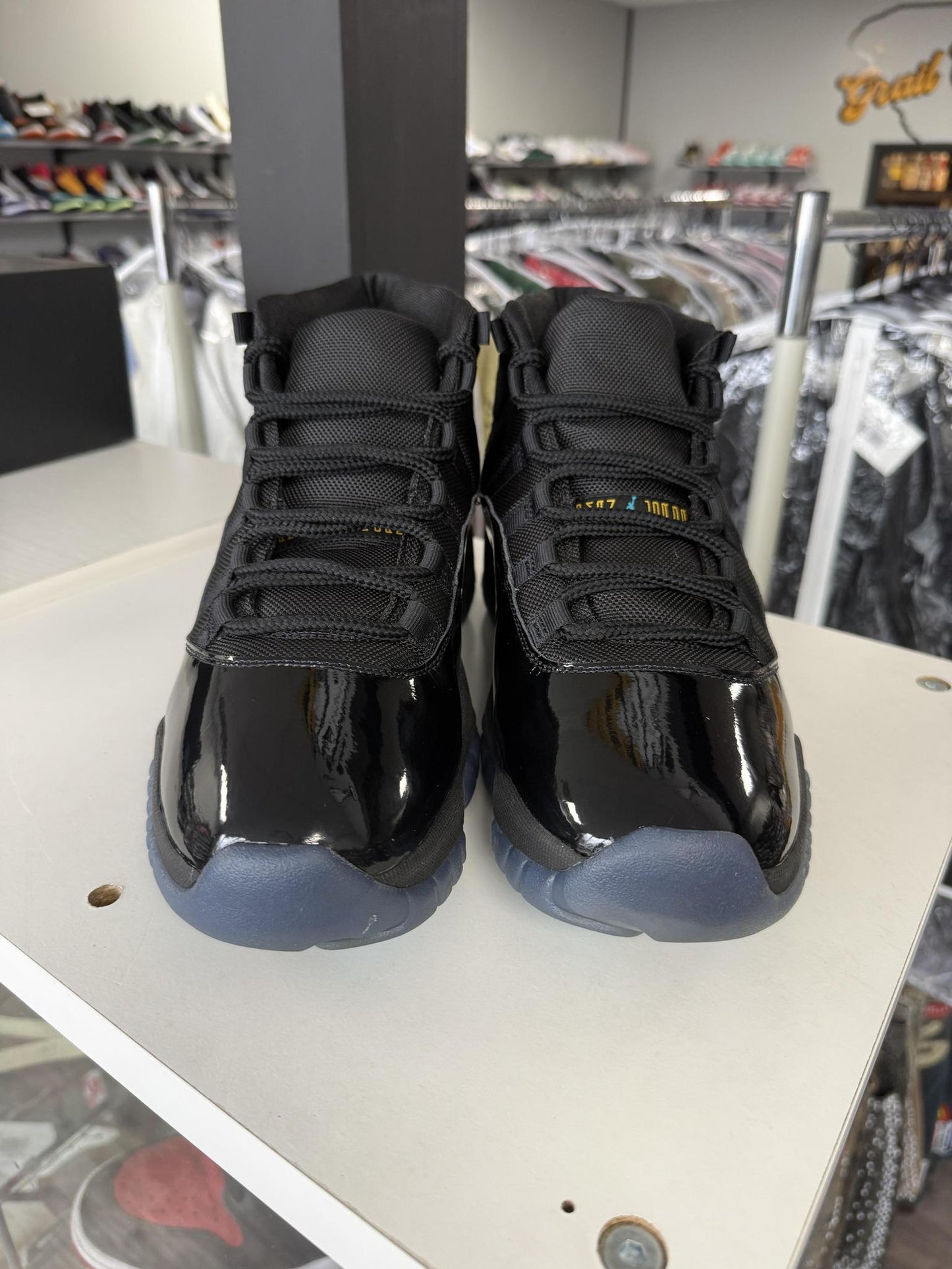 Jordan 11 "Gamma" Used Size 12