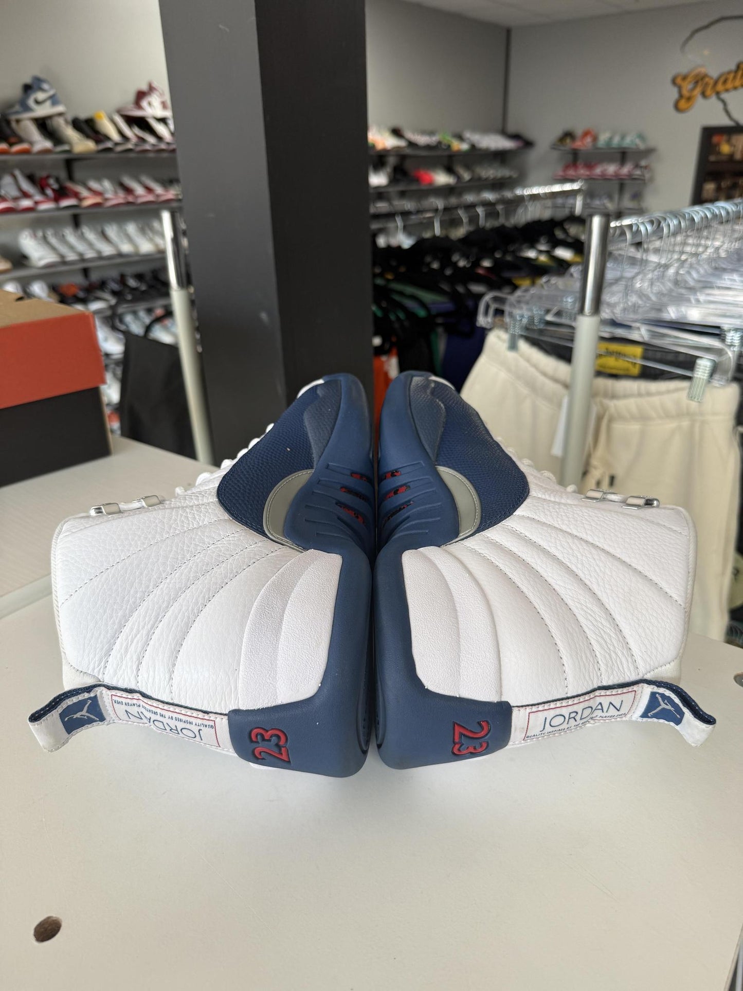 Jordan 12 "French Blue" Used Size 10.5