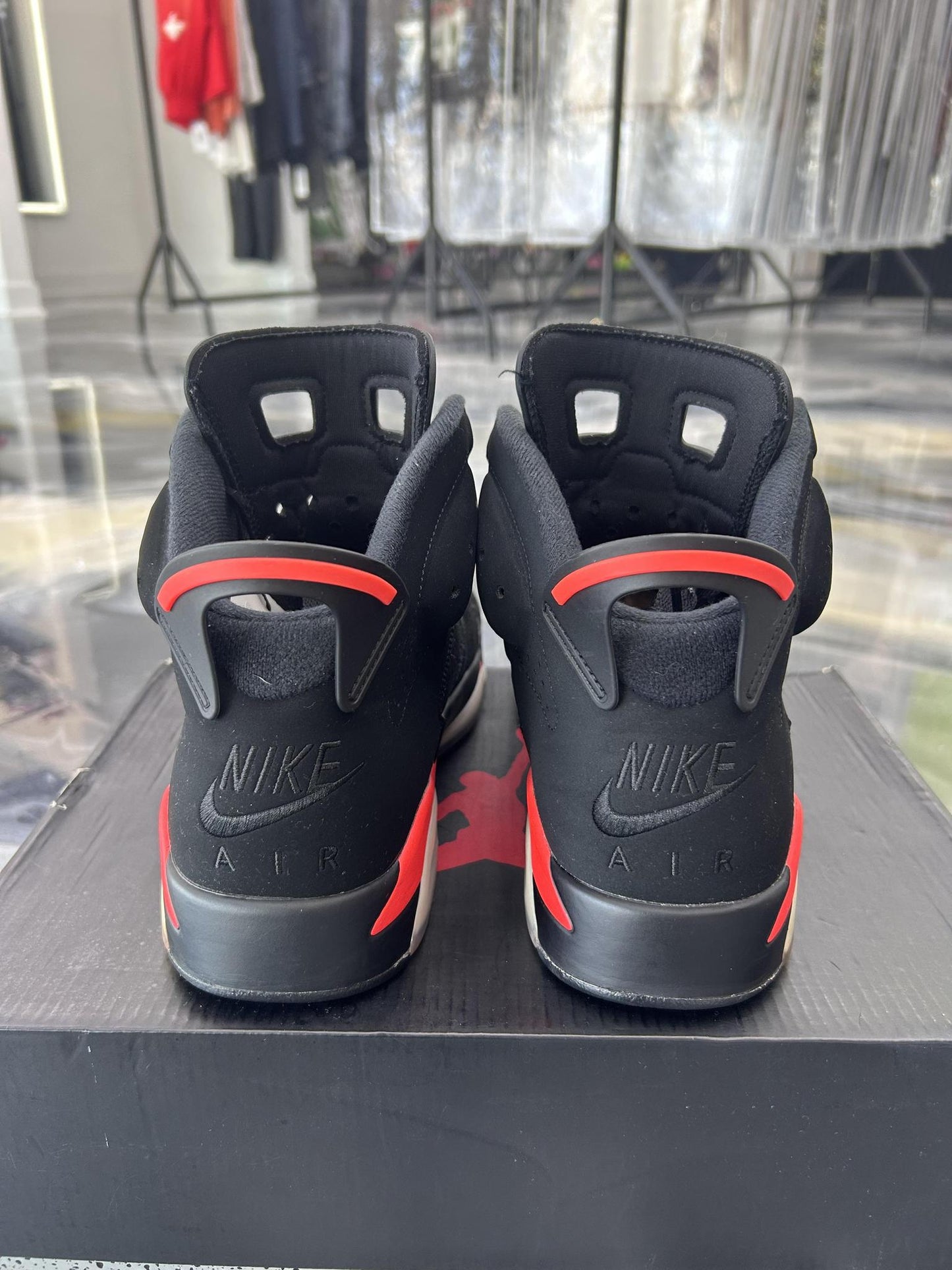 Jordan 6 "Infrared" Used Size 10