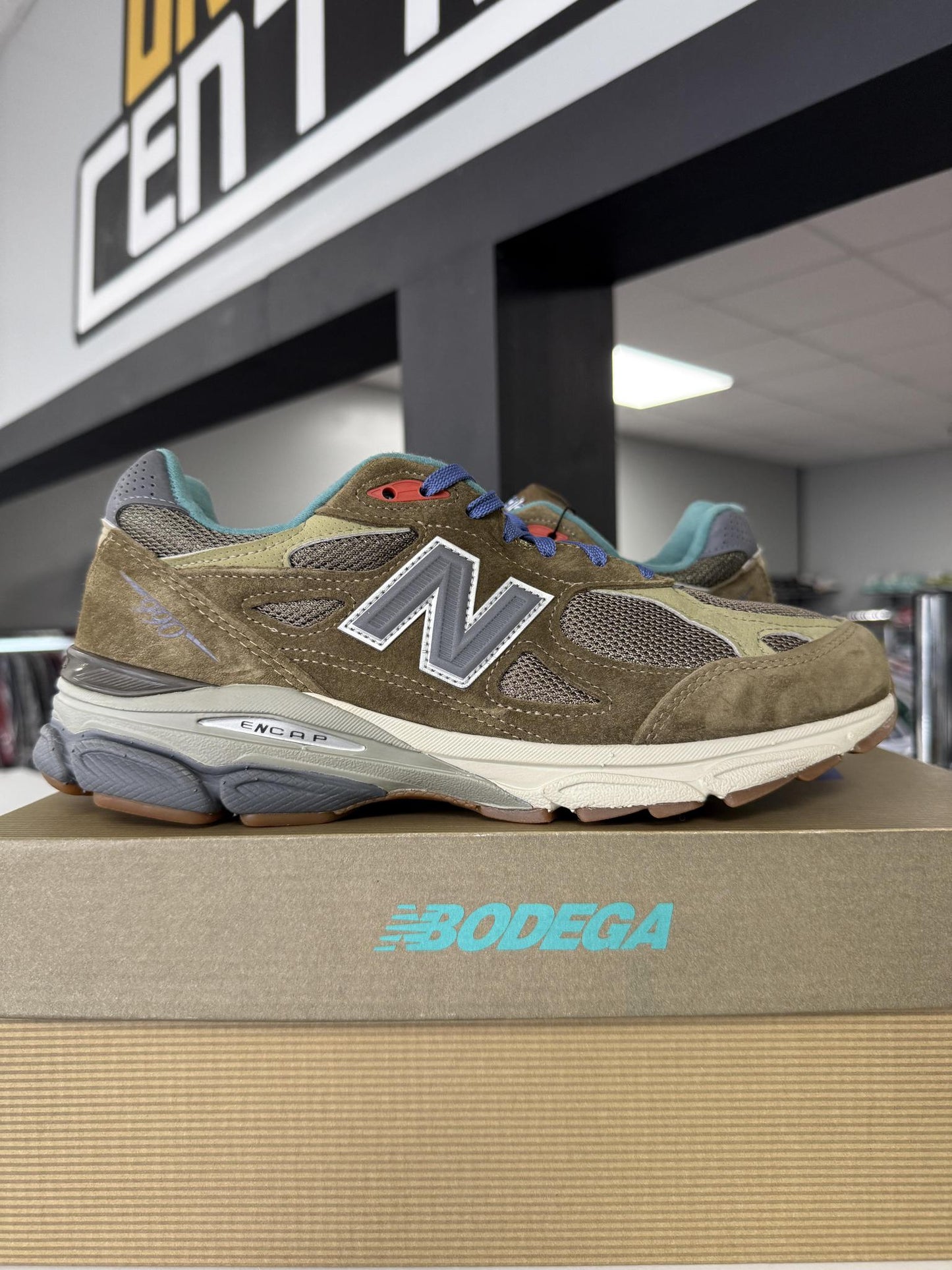 New Balance 990v3 x Bodega "Here To Stay" Used Size 8