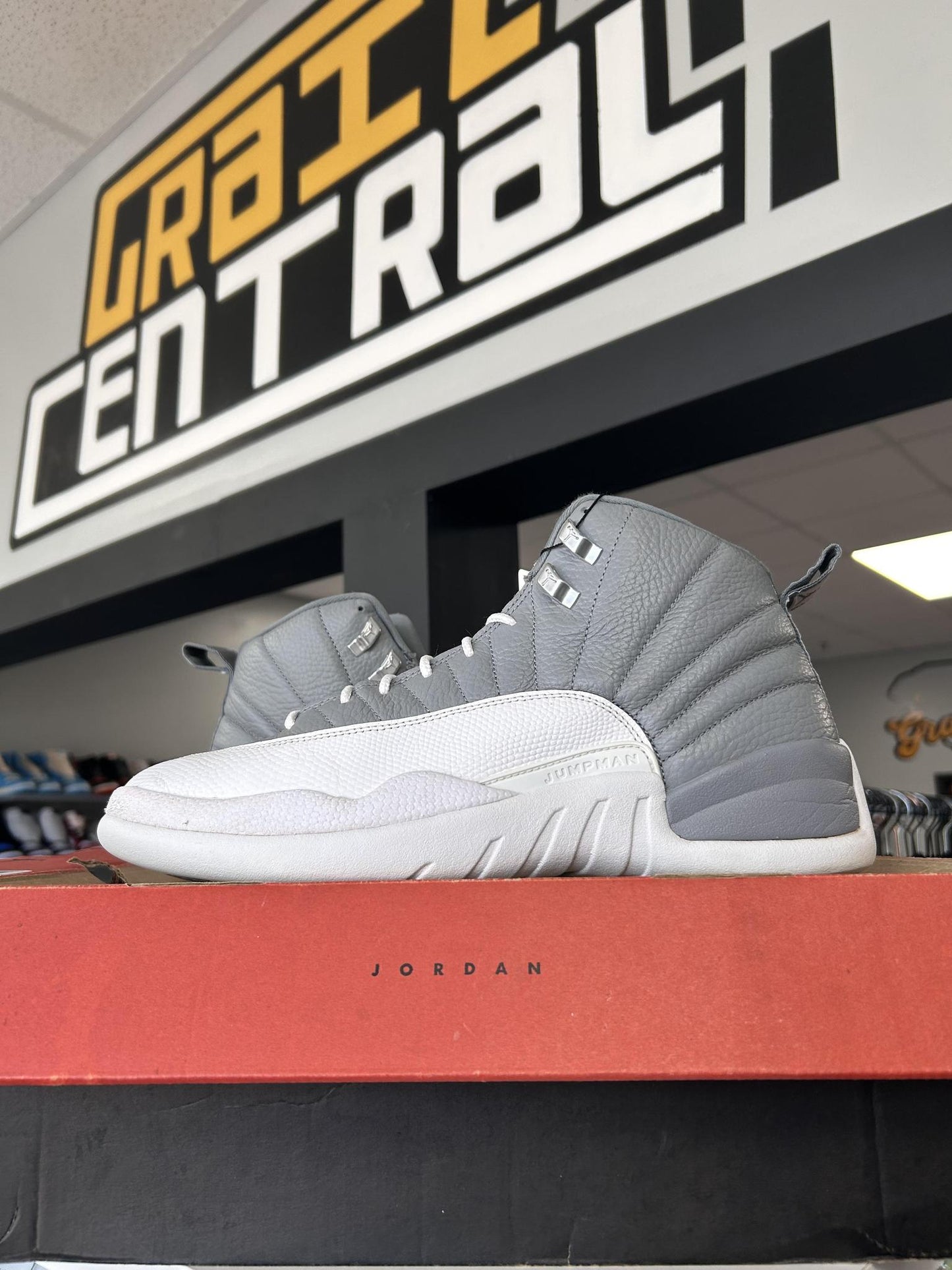 Jordan 12 "Stealth" Used Size 12