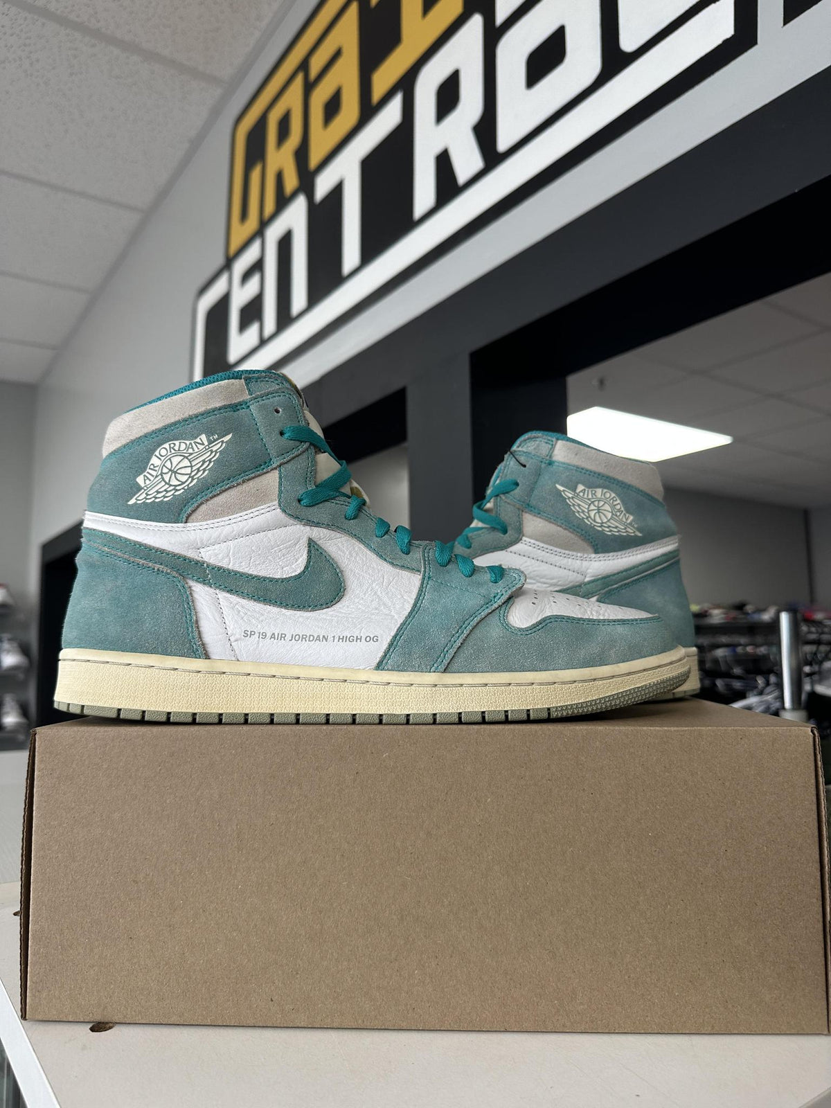 Jordan 1 "Turbo Green" Used Size 14