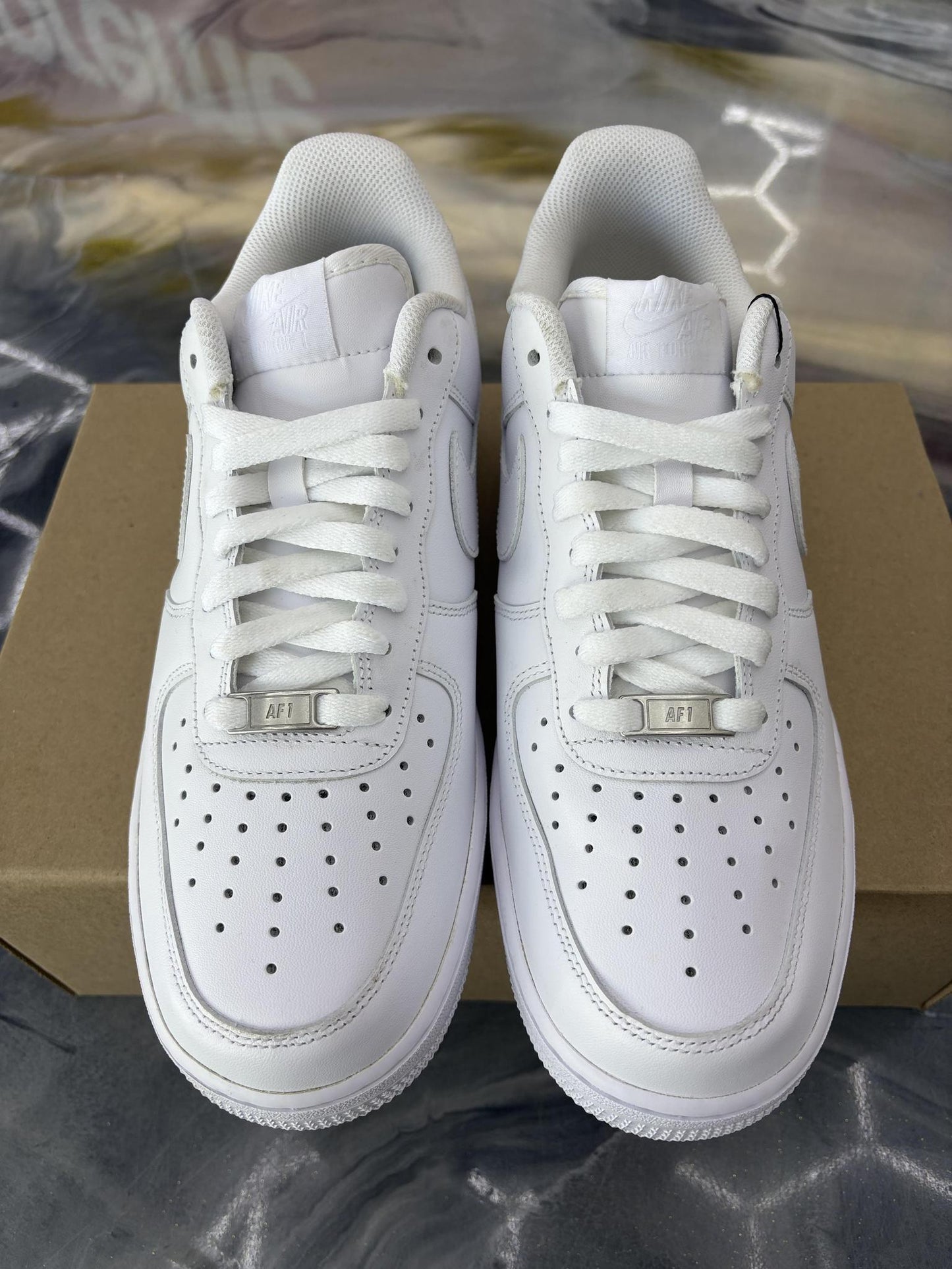 Nike Air Force 1 "White" Used Size 11