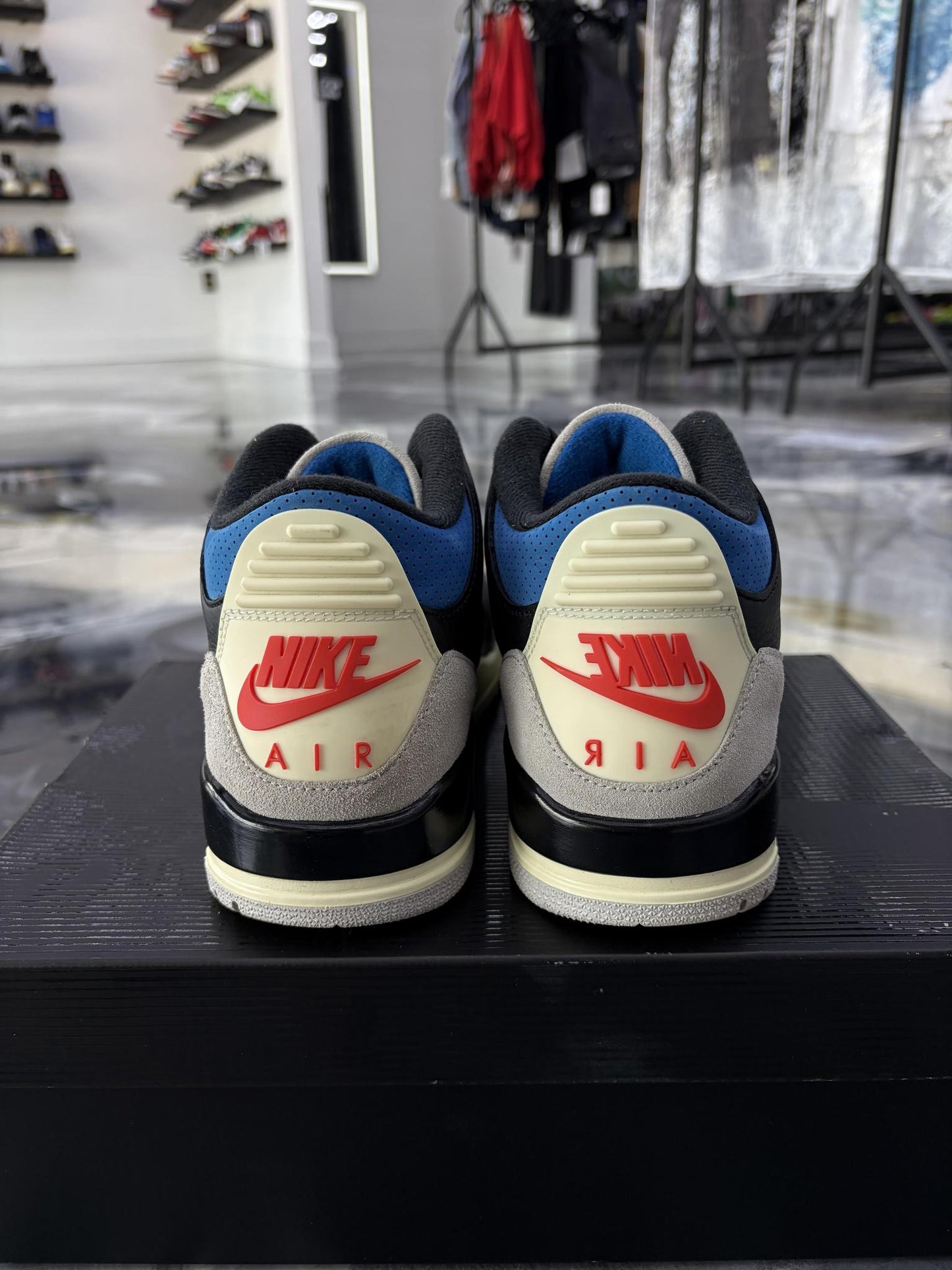 Jordan 3 "Rare Air" Used Size 8