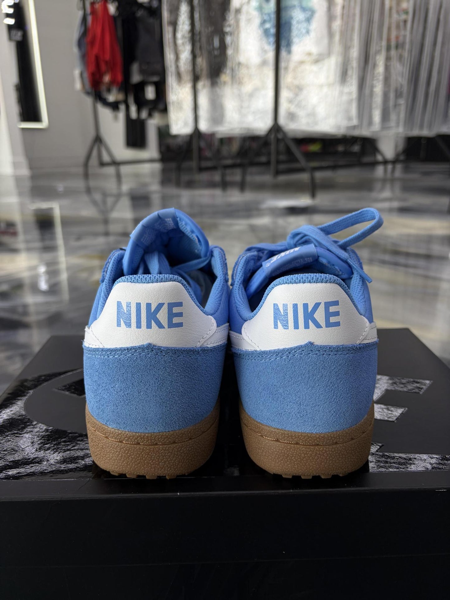 Nike Field "General University Blue" Used Size 9.5