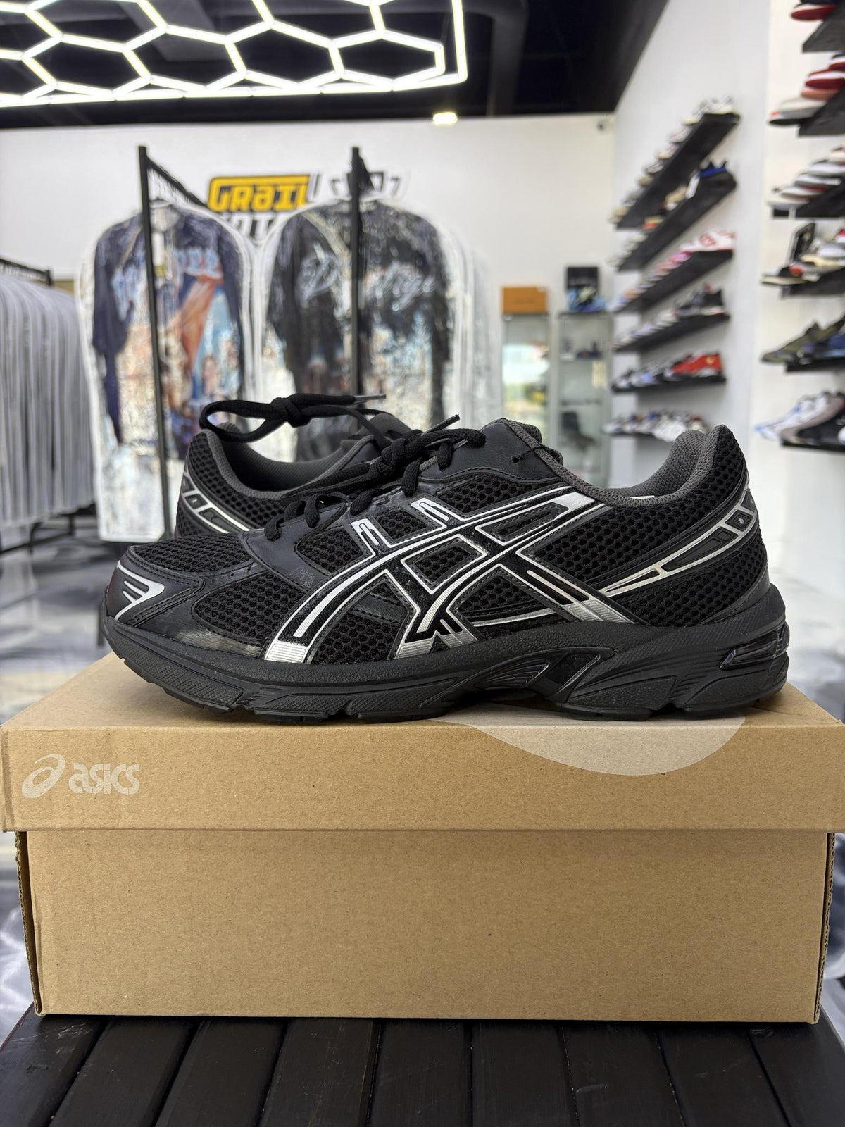 Asics Gel 1130 "Black Pure Silver" Used Size 10