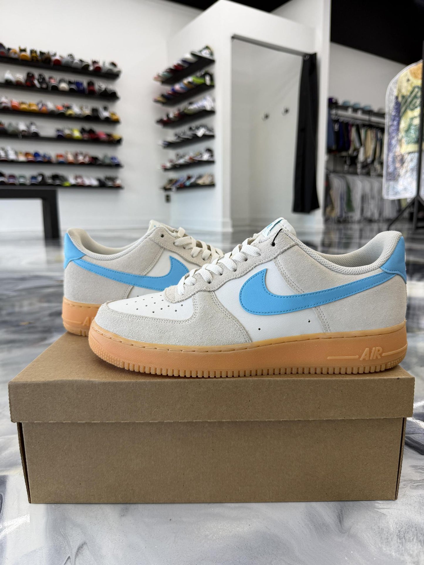 Nike Air Force 1 "Phantom Baltic Blue" Used Size 11