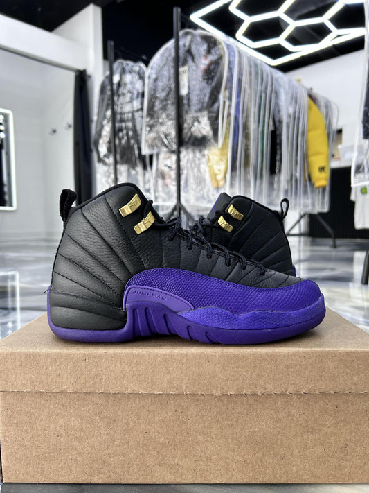 Jordan 12 "Field Purple" Used Size 7Y/8.5W