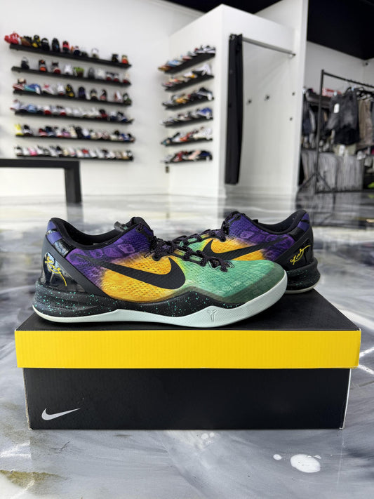 Kobe 8 "Easter" Used Size 9.5