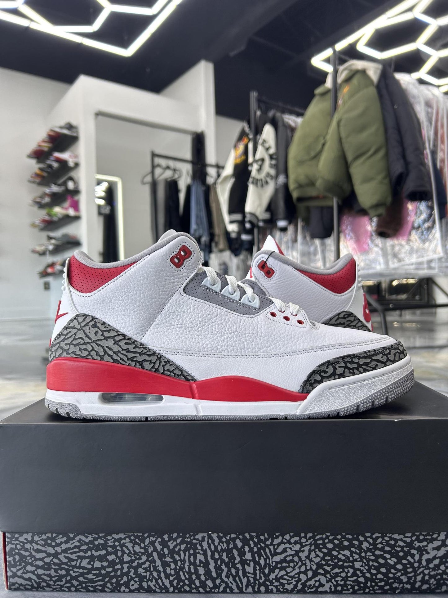 Jordan 3 "Fire Red" Used Size 12