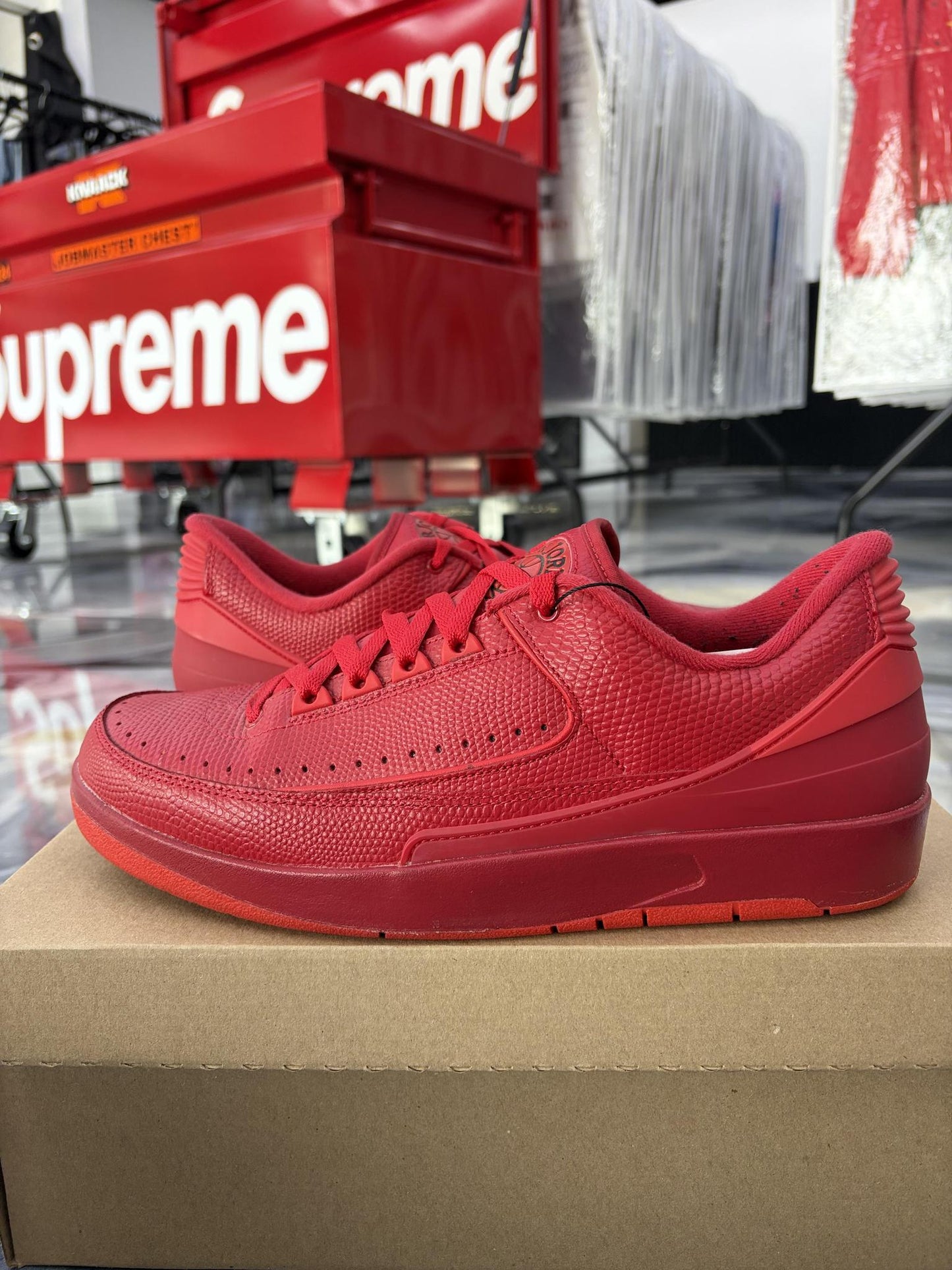 Jordan 2 Retro Low "Gym Red" Used Size 10.5