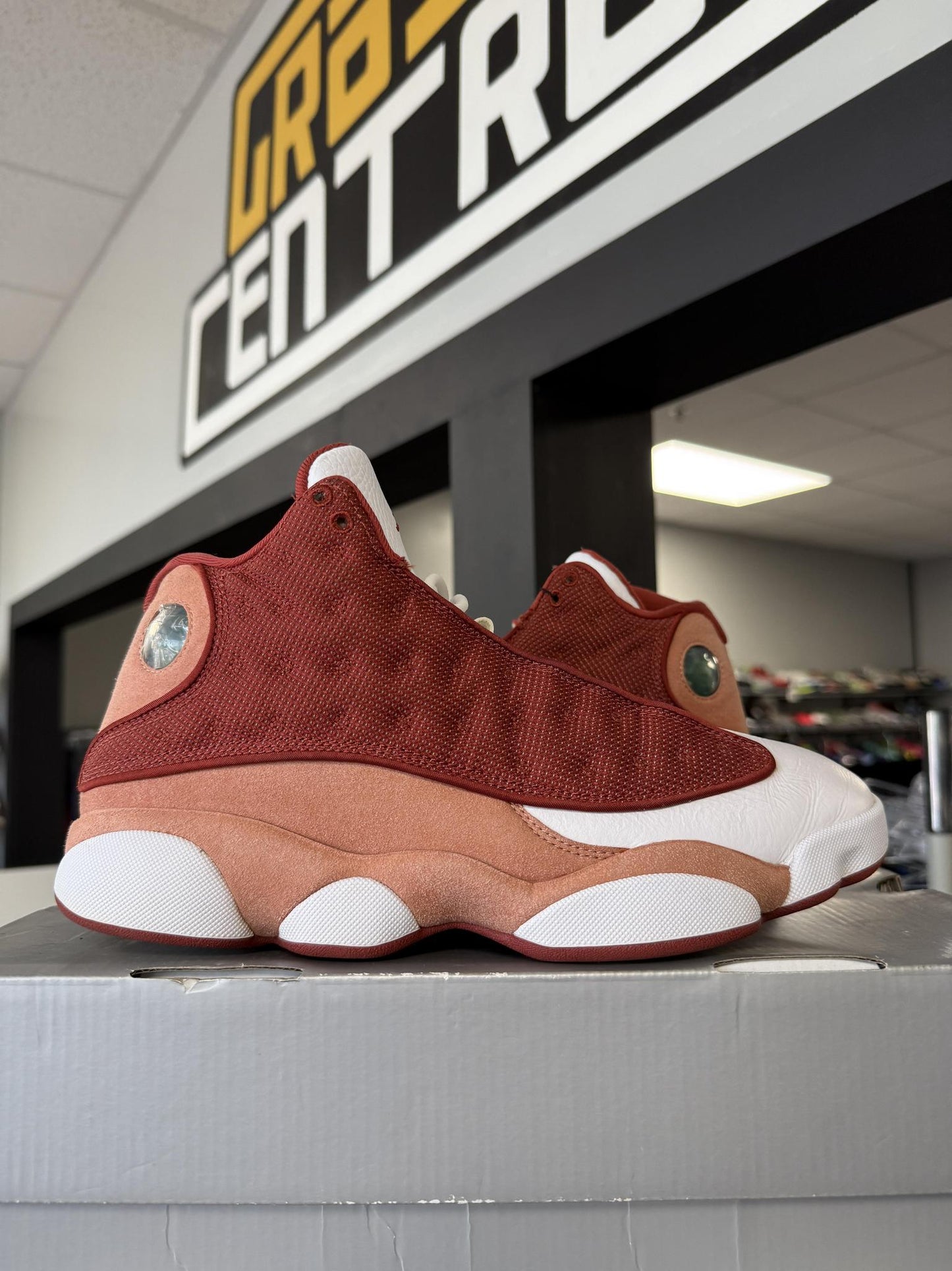 Jordan 13 "Dune Red" Used Size 9.5