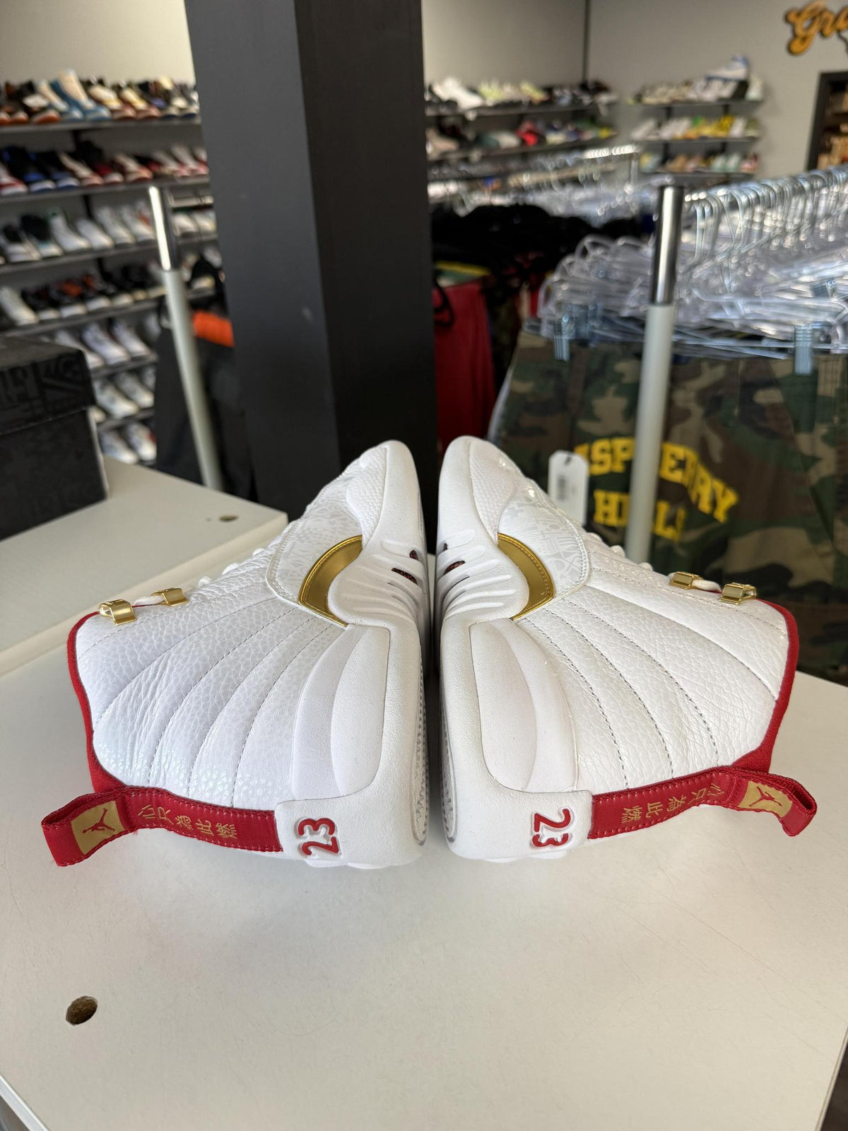 Jordan 12 "FIBA" Used Size 7Y/8.5W