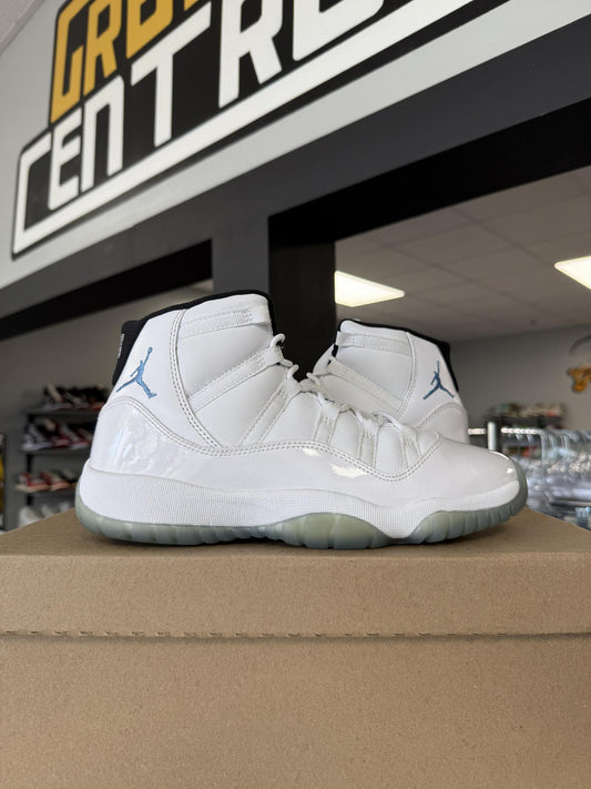 Jordan 11 "Legend Blue" Used Size 7Y/8.5W
