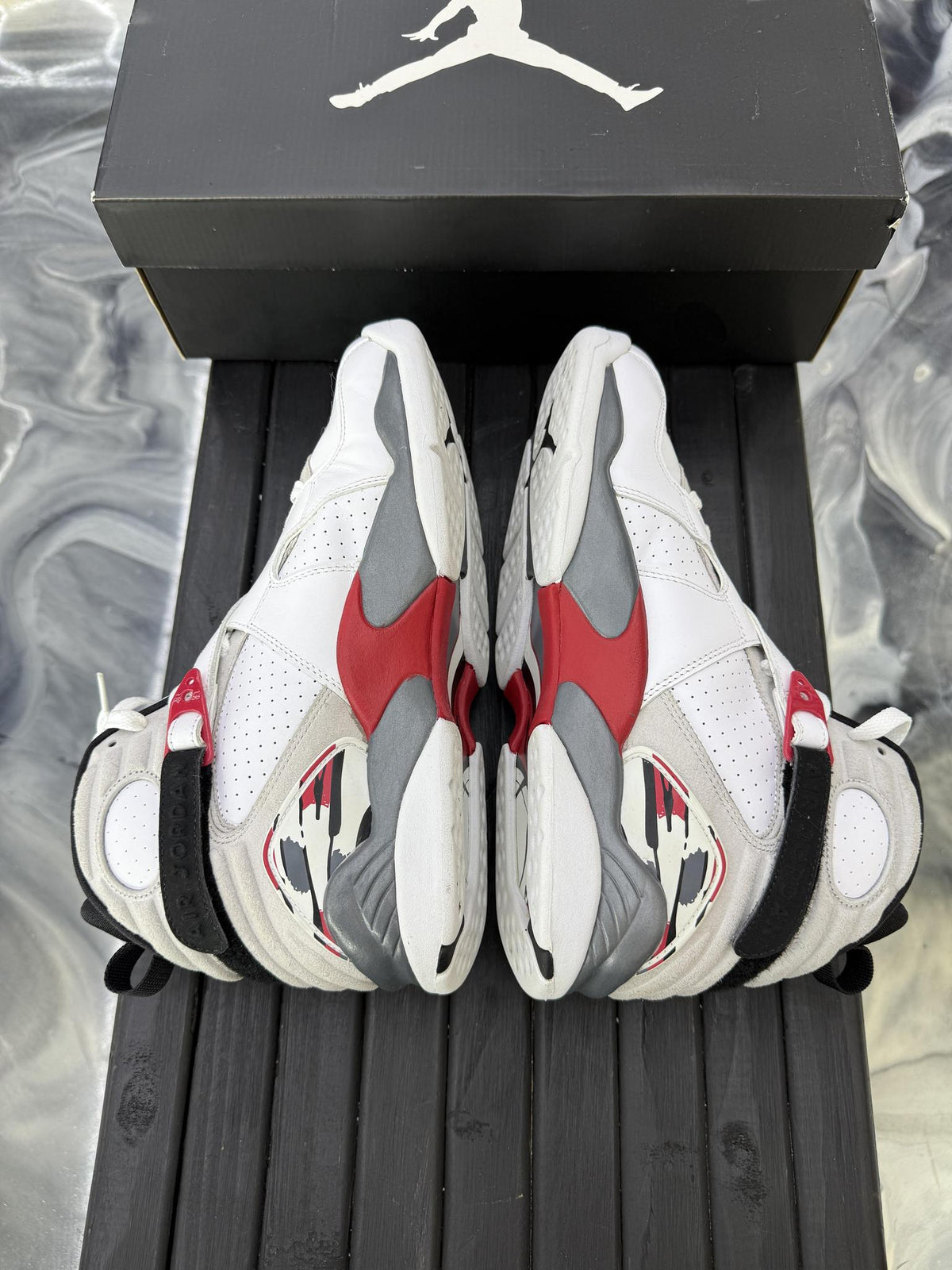 Jordan 8 "Bugs Bunny" (2013) Used Size 9.5