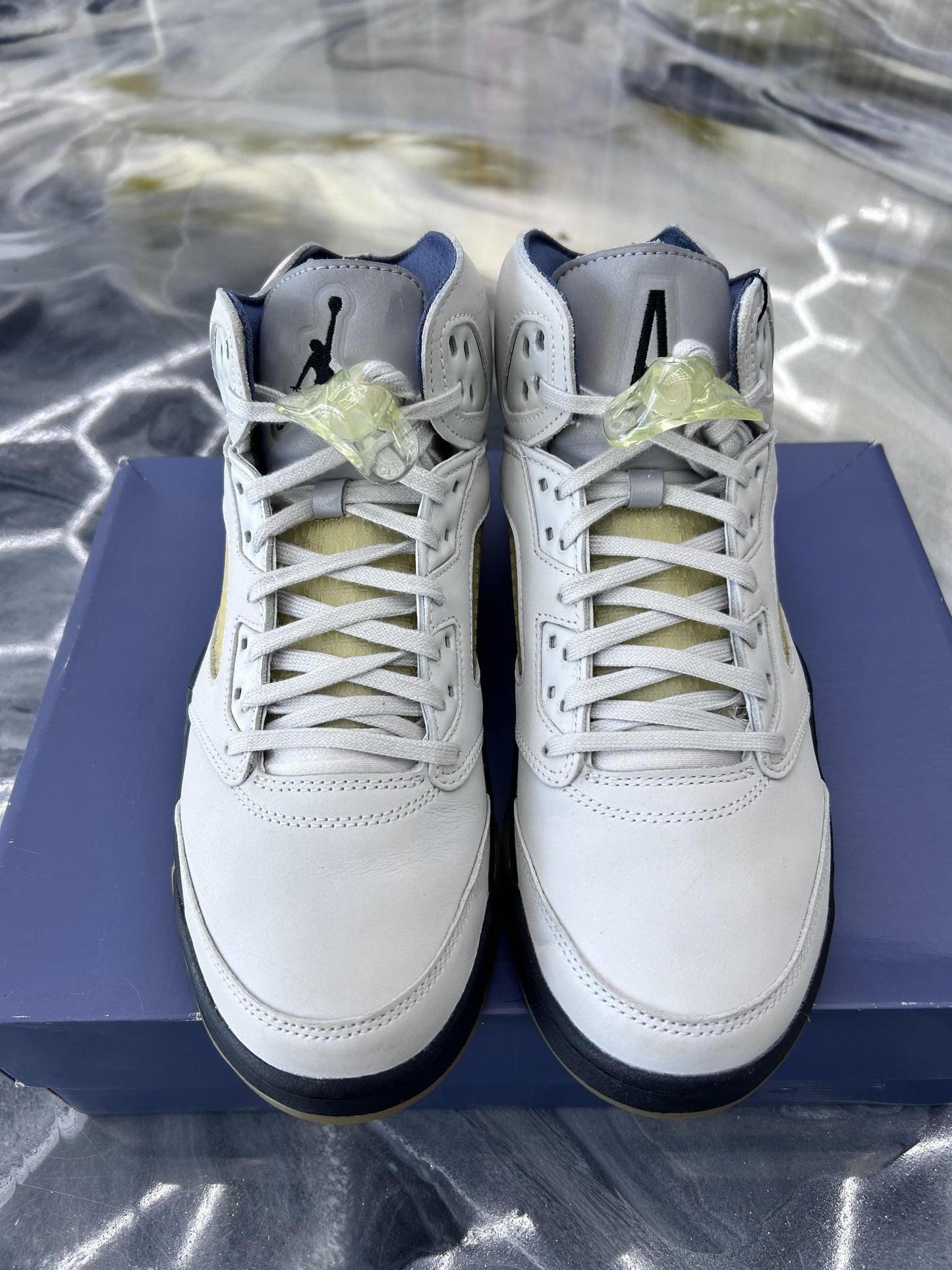Jordan 5 x A Ma Maniere "Dawn" Used Size 9.5