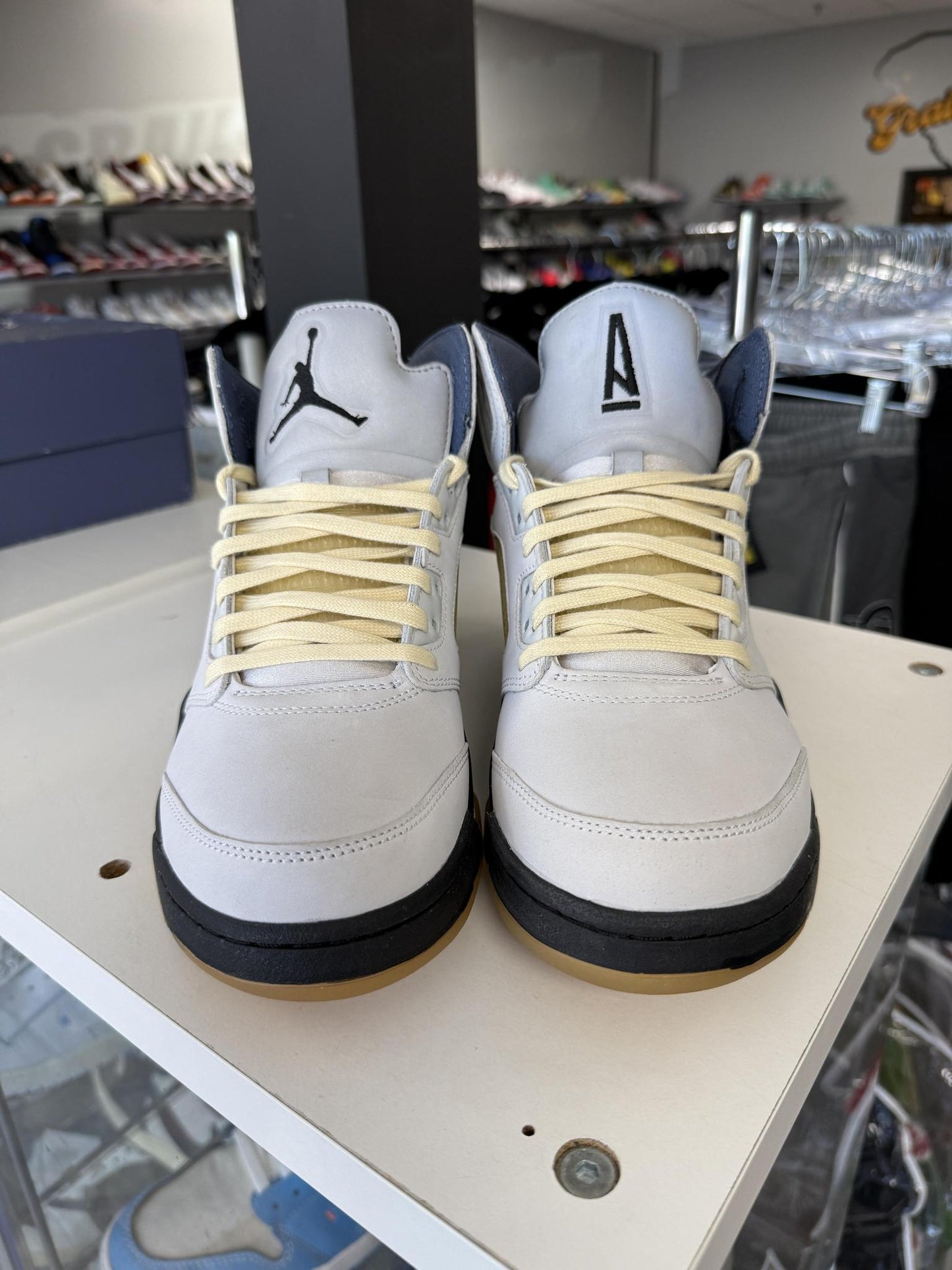 Jordan 5 A Ma Maniere "Dawn" Used Size 9.5