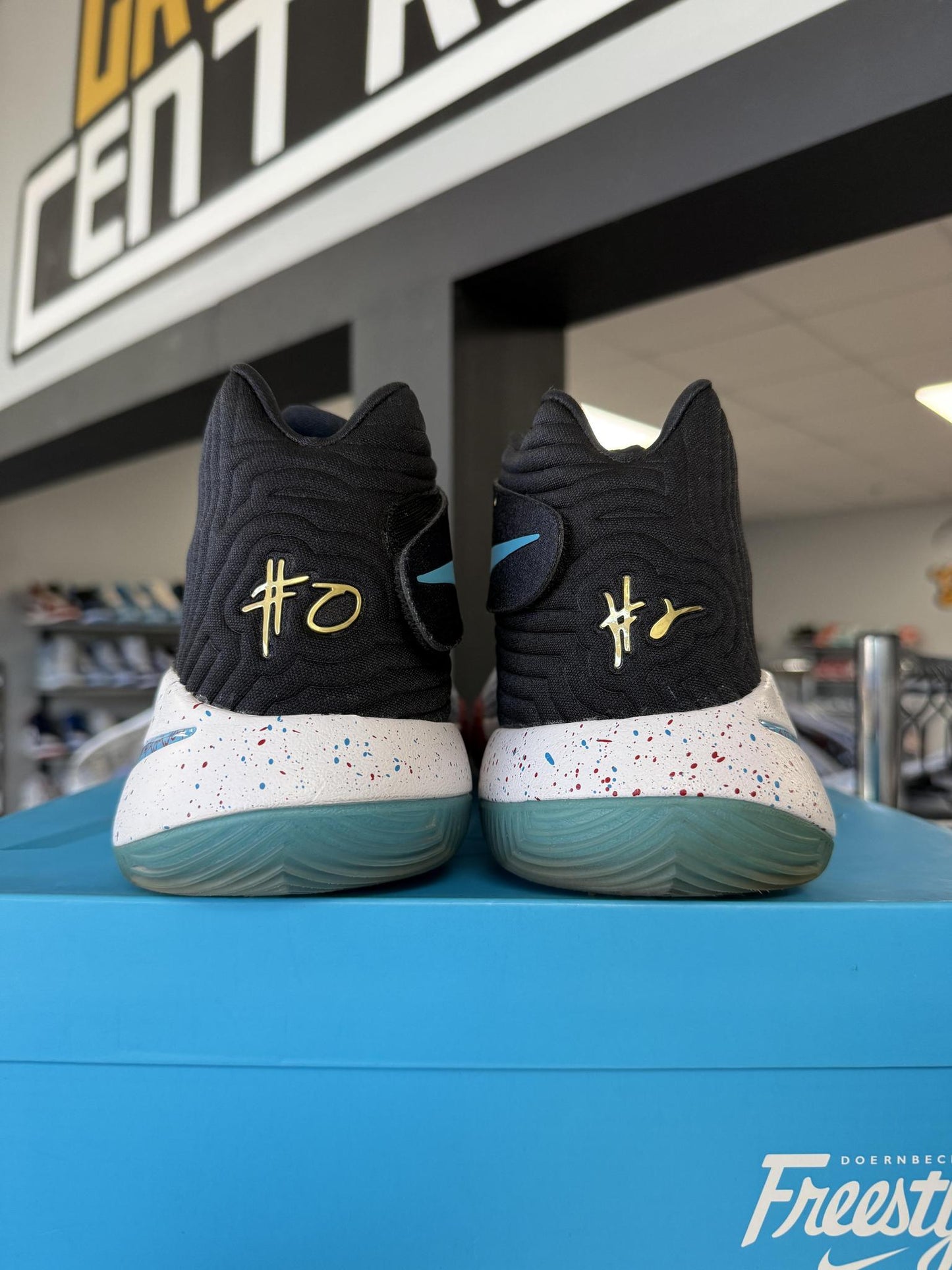 Kyrie 2 "Doernbecher" Used Size 11