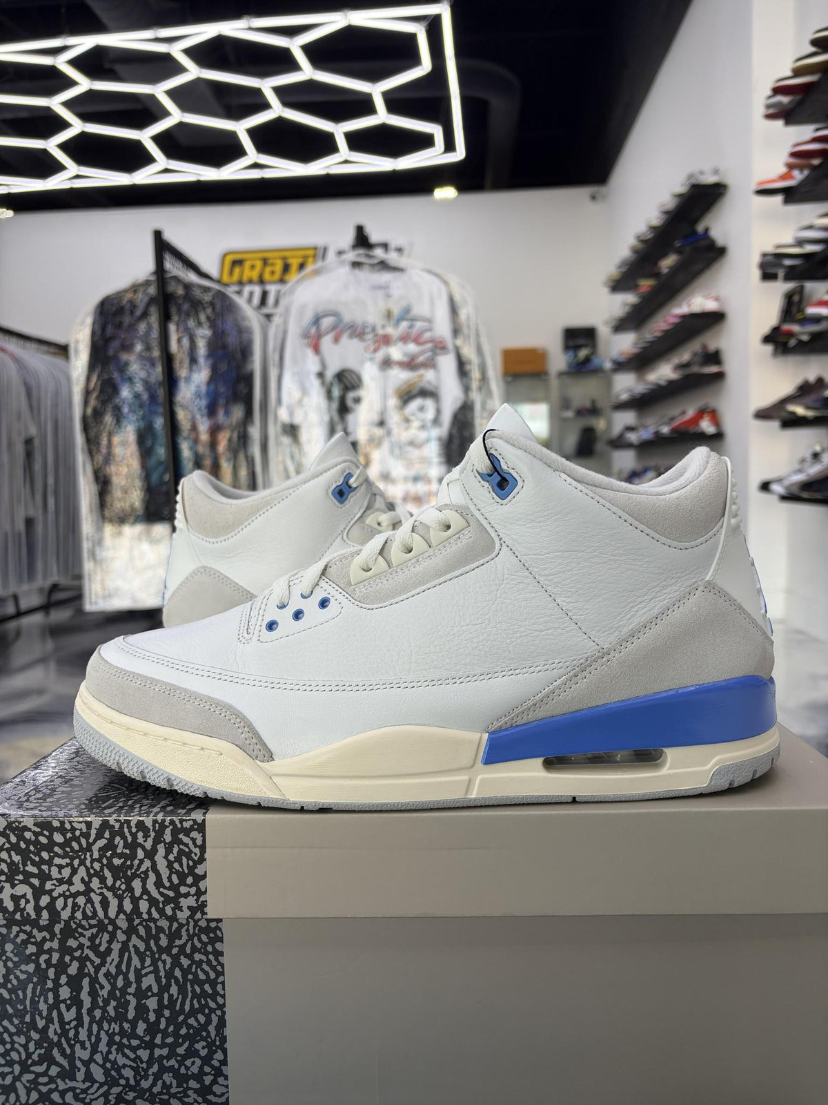 Jordan 3 "Lucky Shorts" Used Size 13