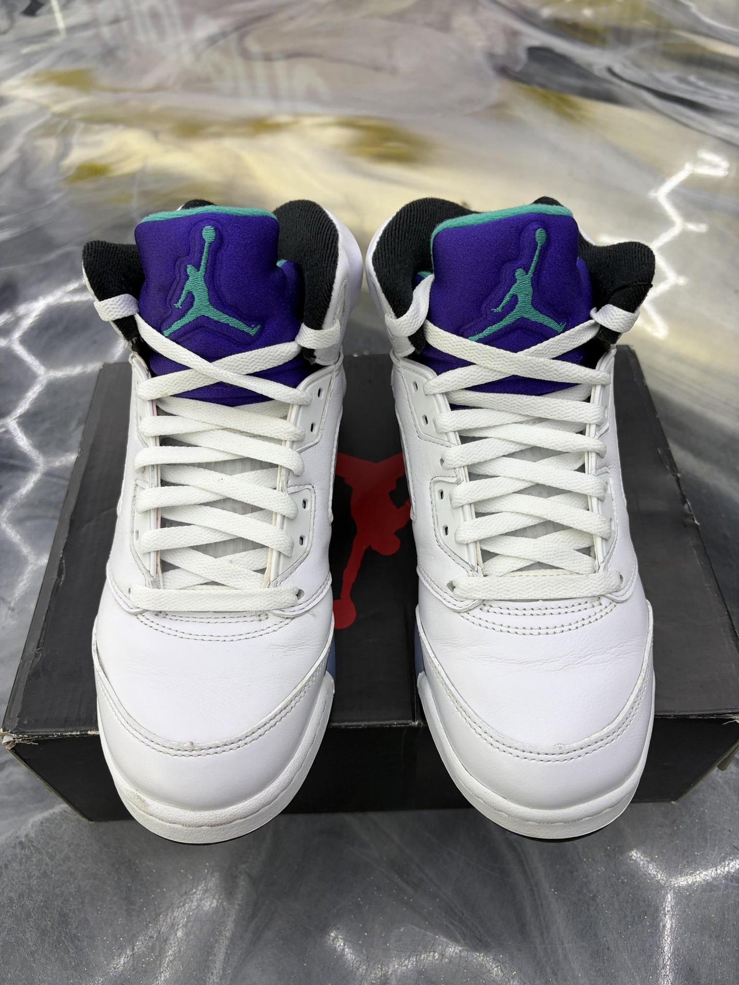 Jordan 5 Grape Used Size 7Y/8.5W