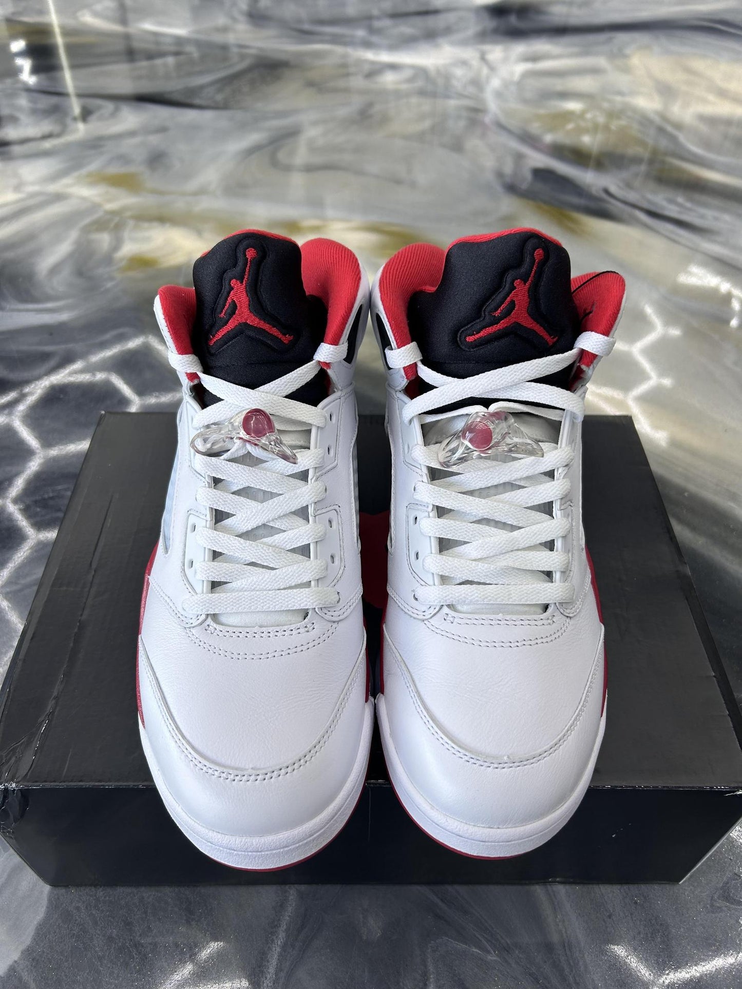 Jordan 5 "Fire Red" Used Size 9.5