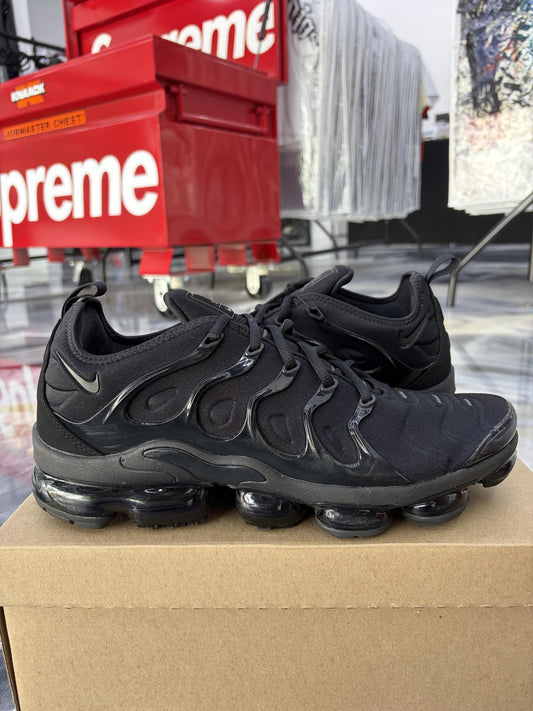 Nike Vapormax "Triple Black" Used Size 12