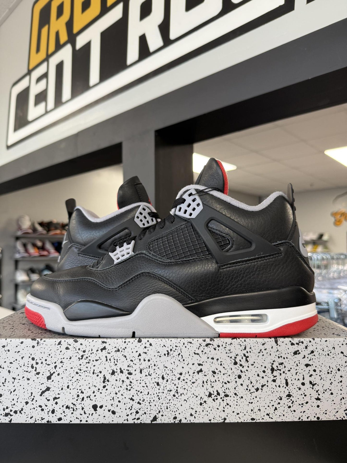 Jordan 4 "Bred Reimagined" Used Size 11