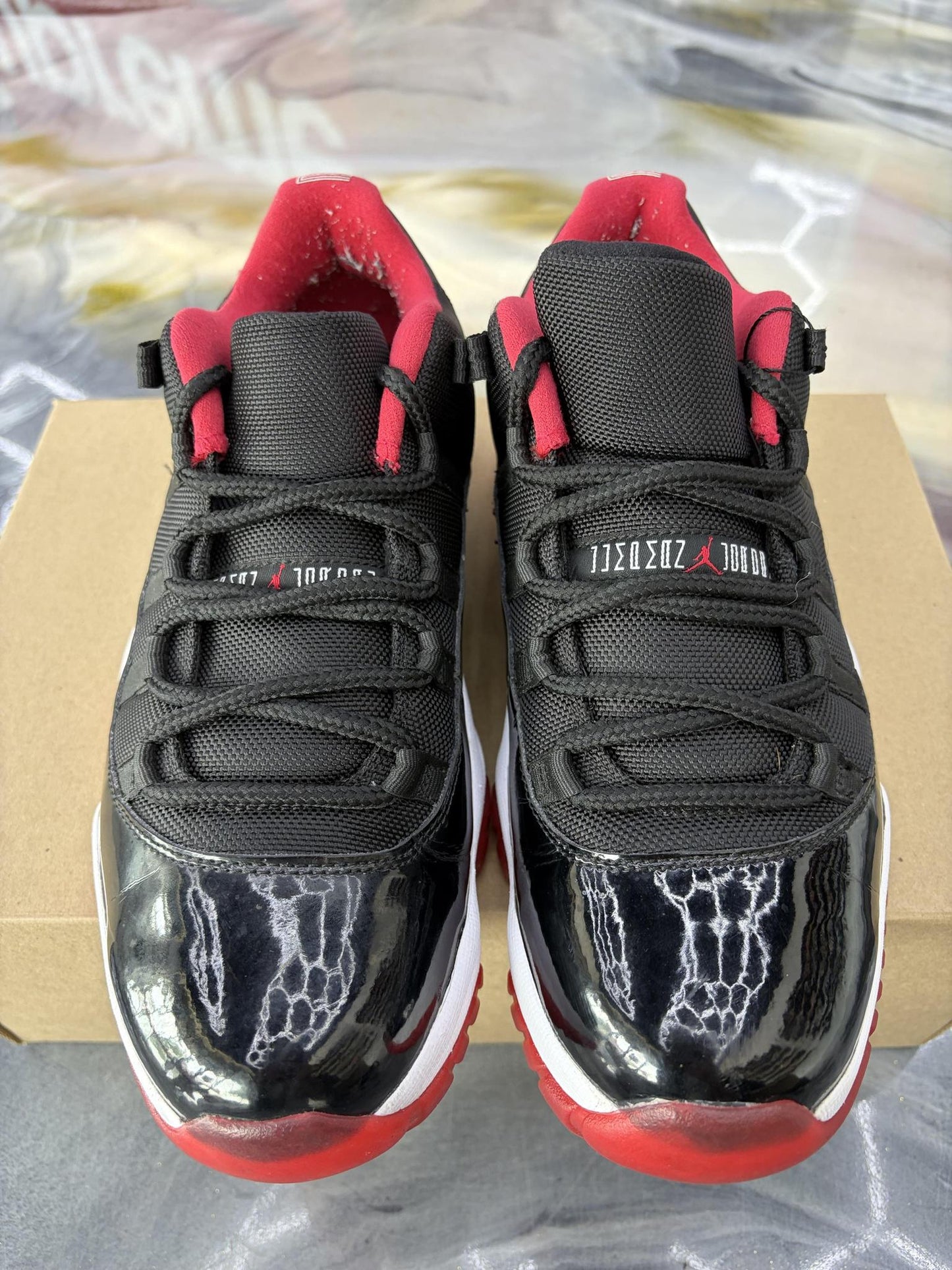 Jordan 11 Low "Bred" Used Size 9.5