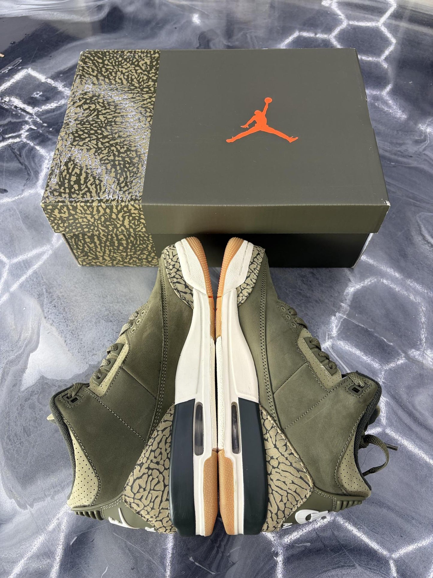 Jordan 3 "Family Affair" Used Size 5.5Y/7W