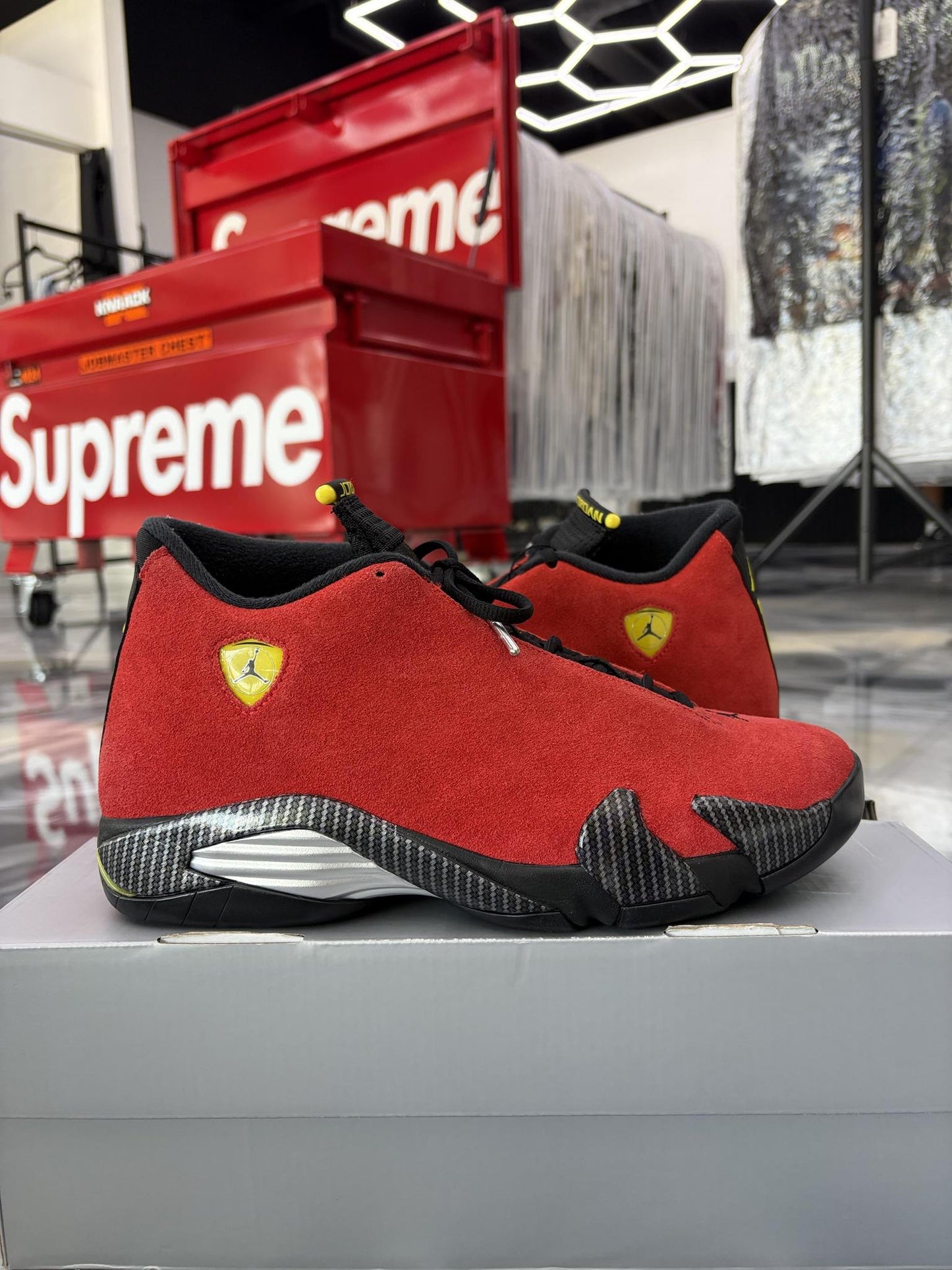 Jordan 14 "Ferrari" Used Size 9.5