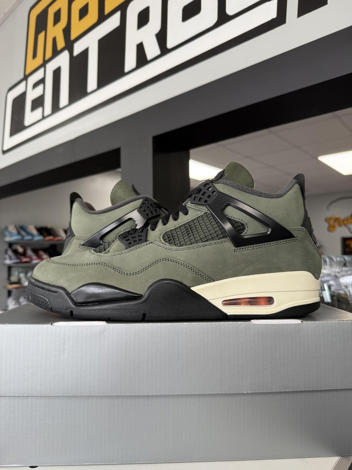 Jordan 4 "UNDFTD" Used Size 13