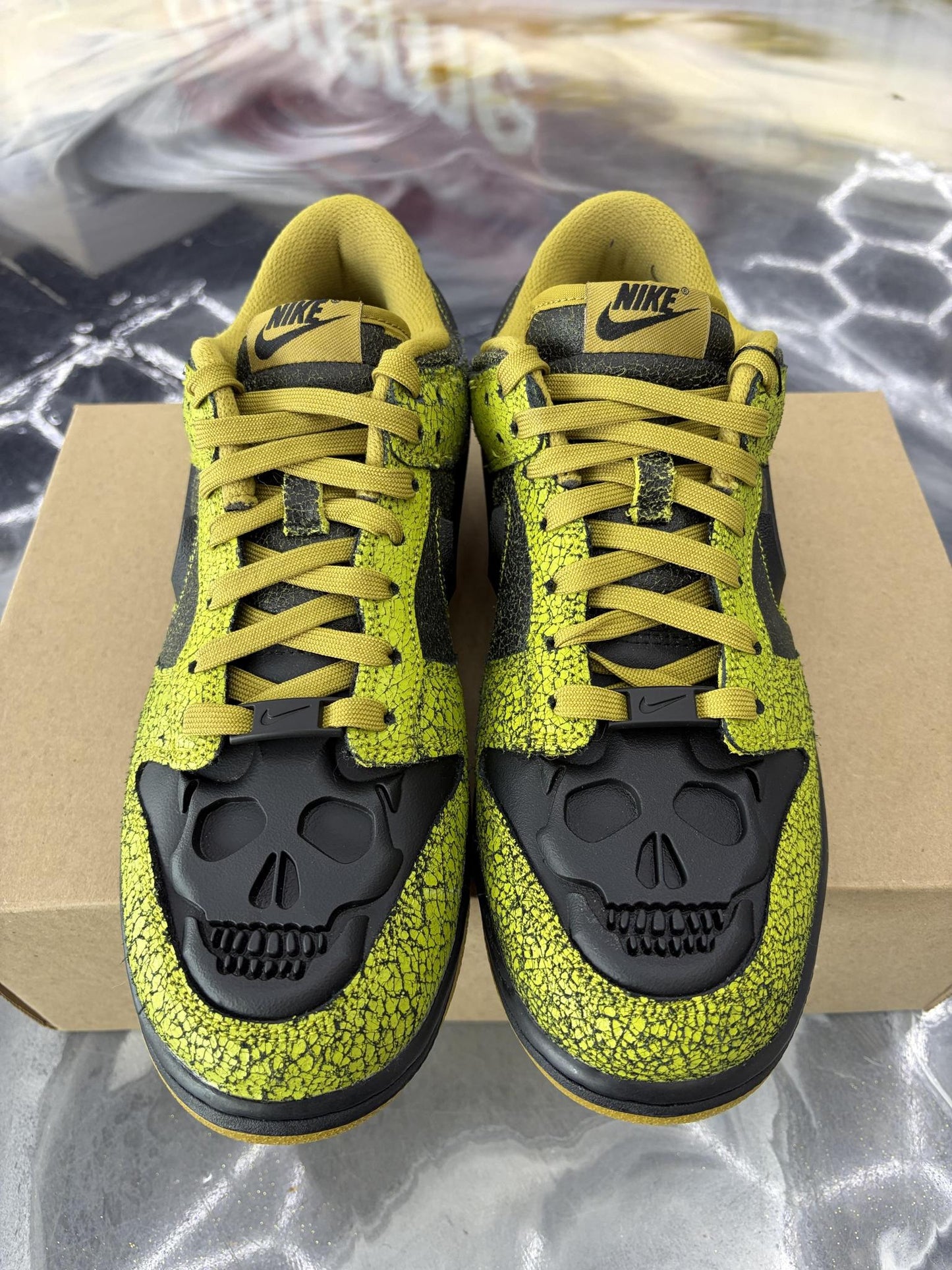Nike Dunk Low "Halloween Skulls" Used Size 9