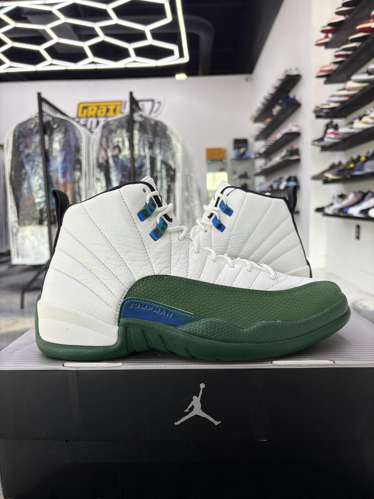 Jordan 12 "Bucks" Used Size 8.5