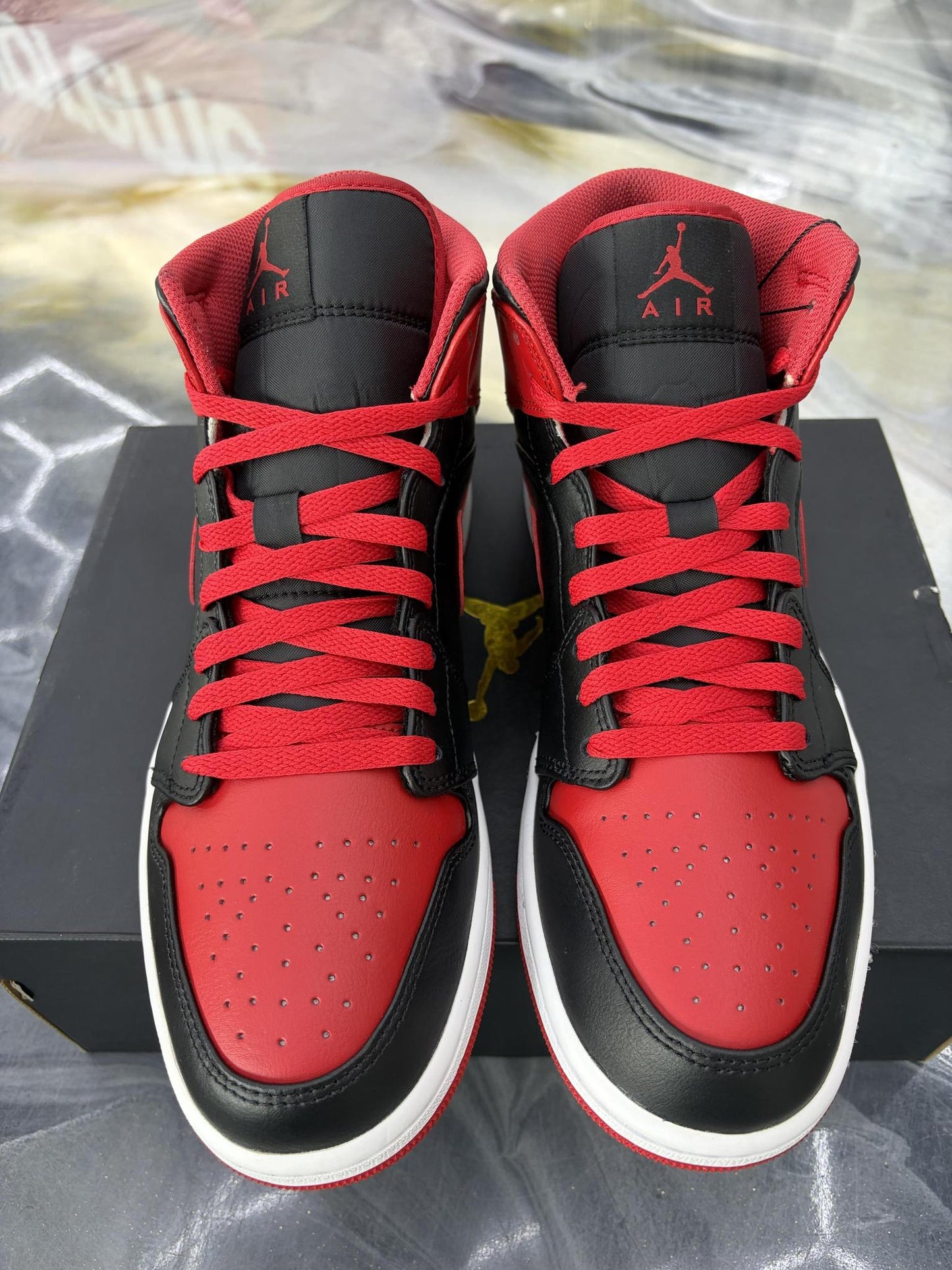 Jordan 1 Mid "Alternate Red" Used Size 10.5