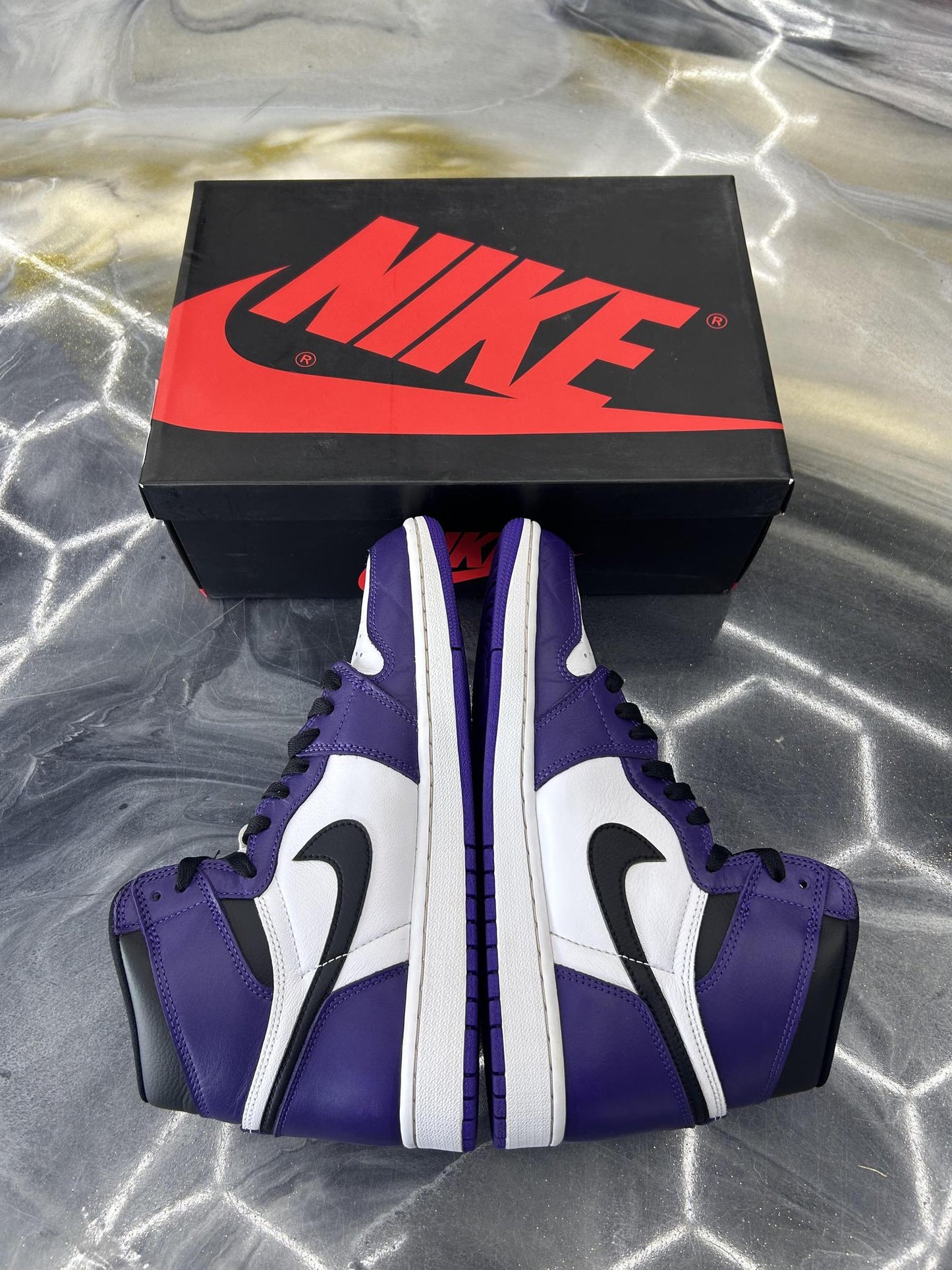 Jordan 1 "Court Purple 2.0" Used Size 9.5