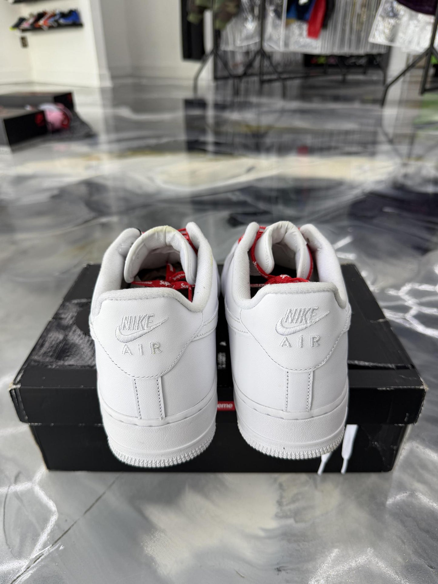 Nike Air Force One Low Supreme Used Size 12