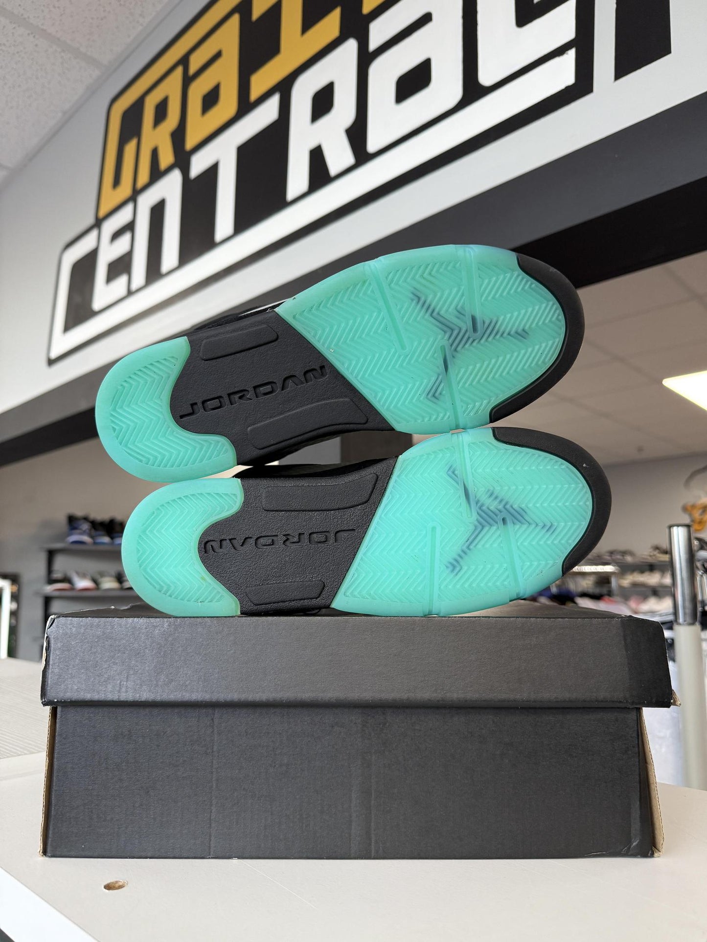 Jordan 5 "Aqua" Used Size 7Y/8.5W