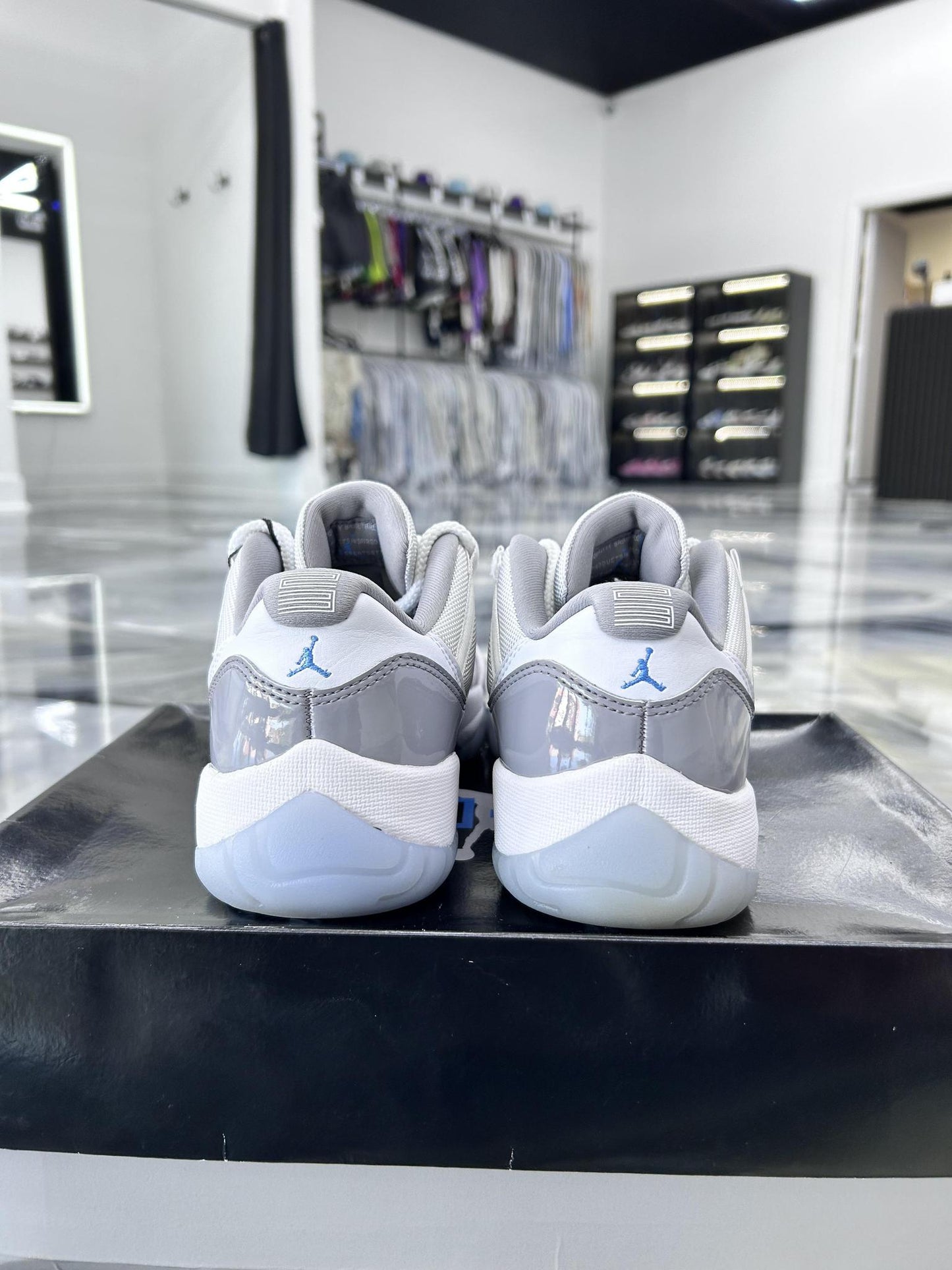 Jordan 11 "Cement Grey" Used Size 7Y/8.5W