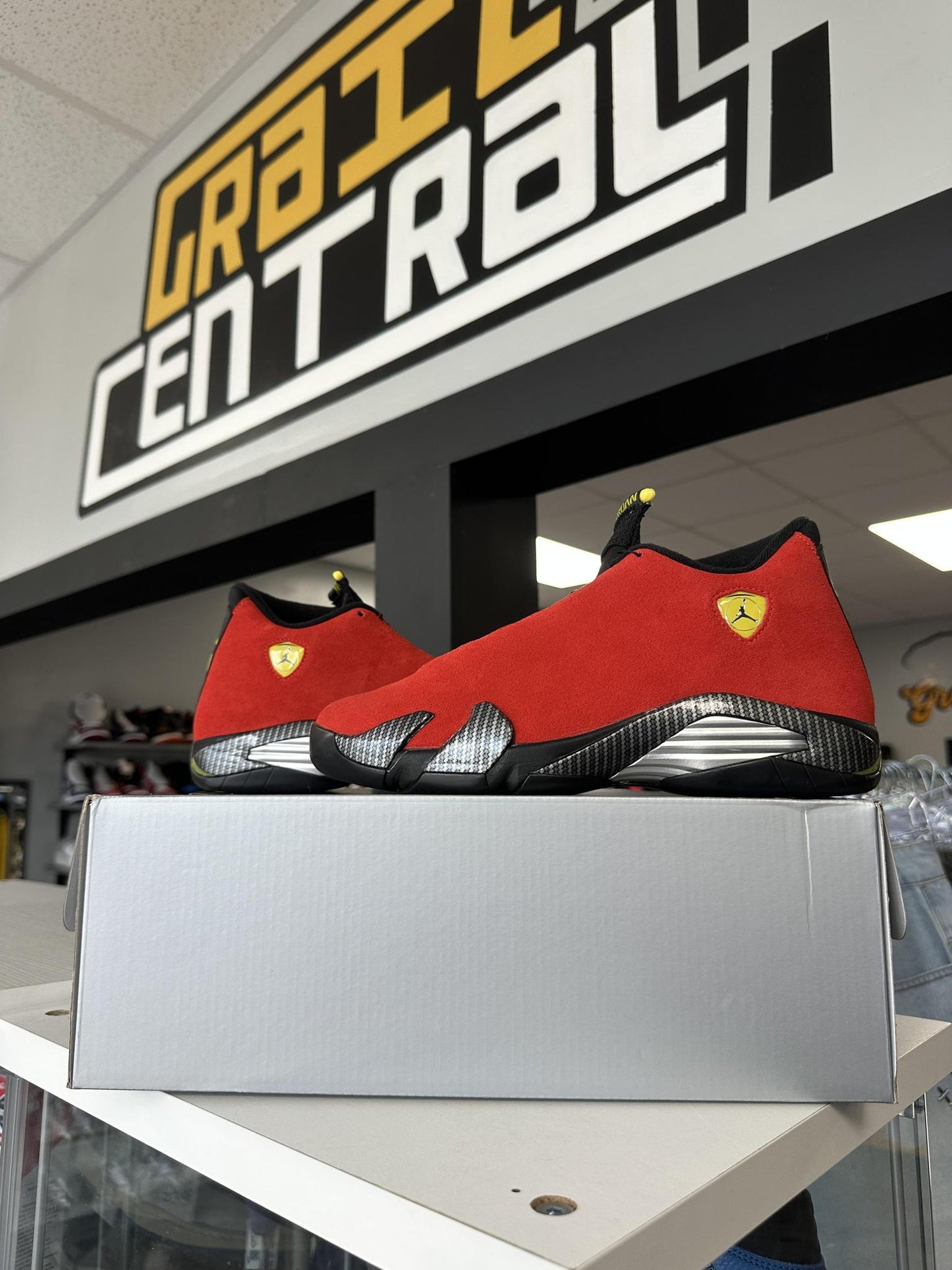 Jordan 14 "Ferrari" Size 9